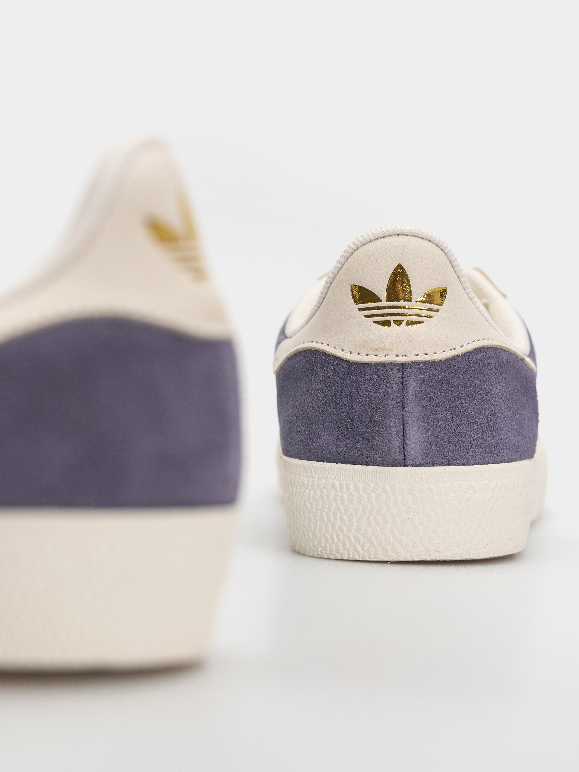 Pantofi adidas Gazelle Adv (suppur/cwhite/goldmt)