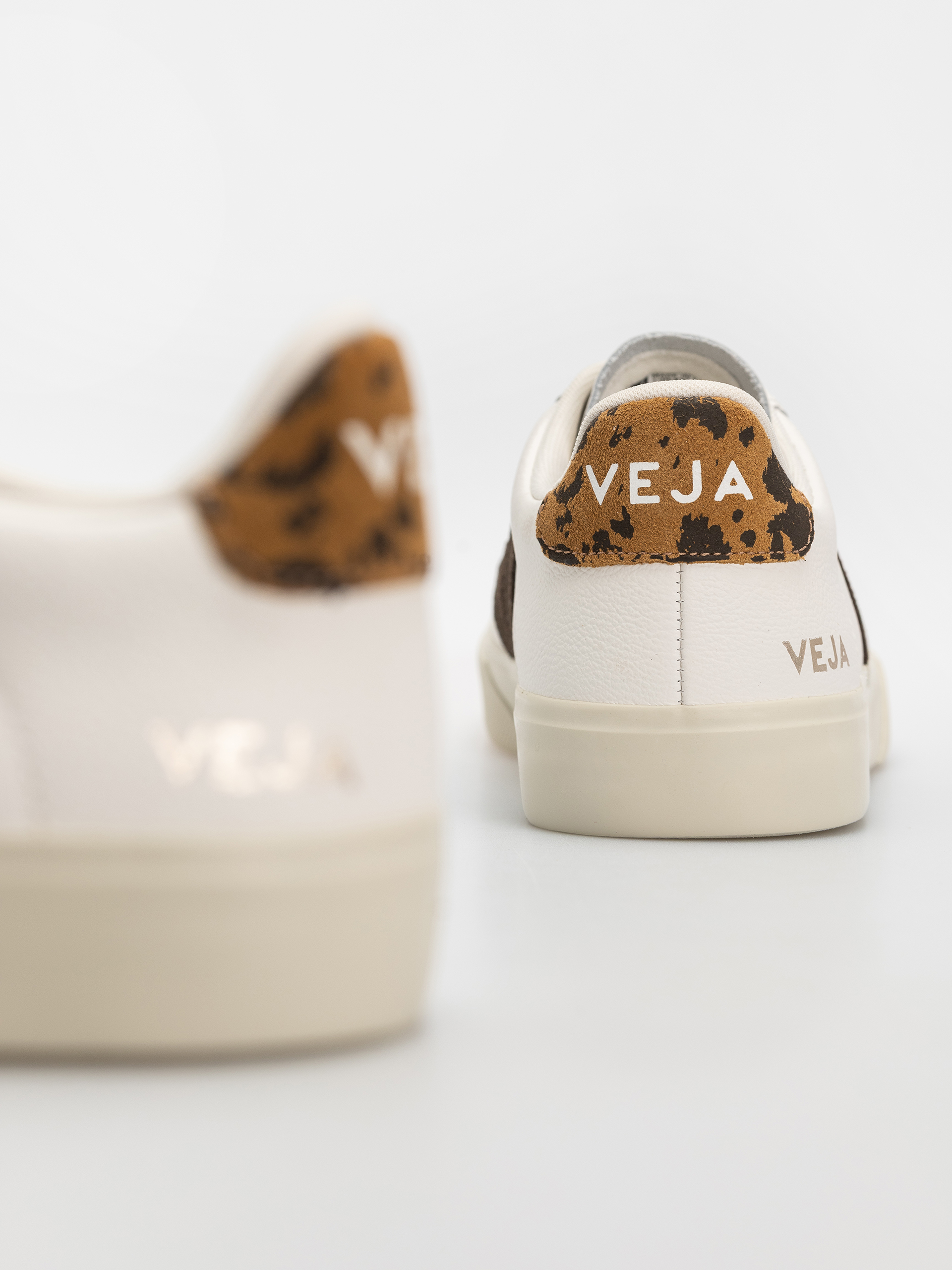 Pantofi Veja Campo Wmn (white camel wild country)