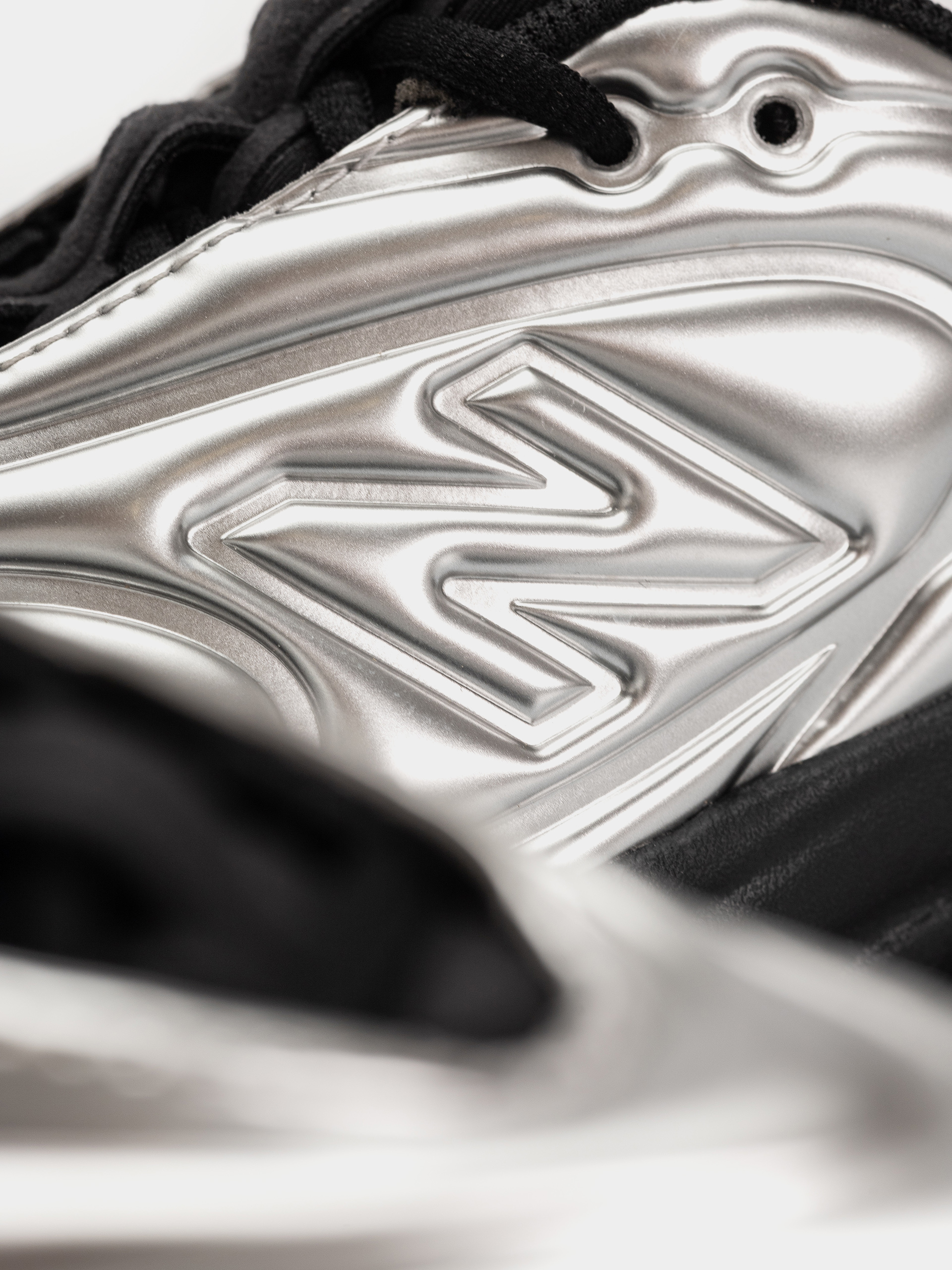 Pantofi New Balance 5030 (silver metallic/black)