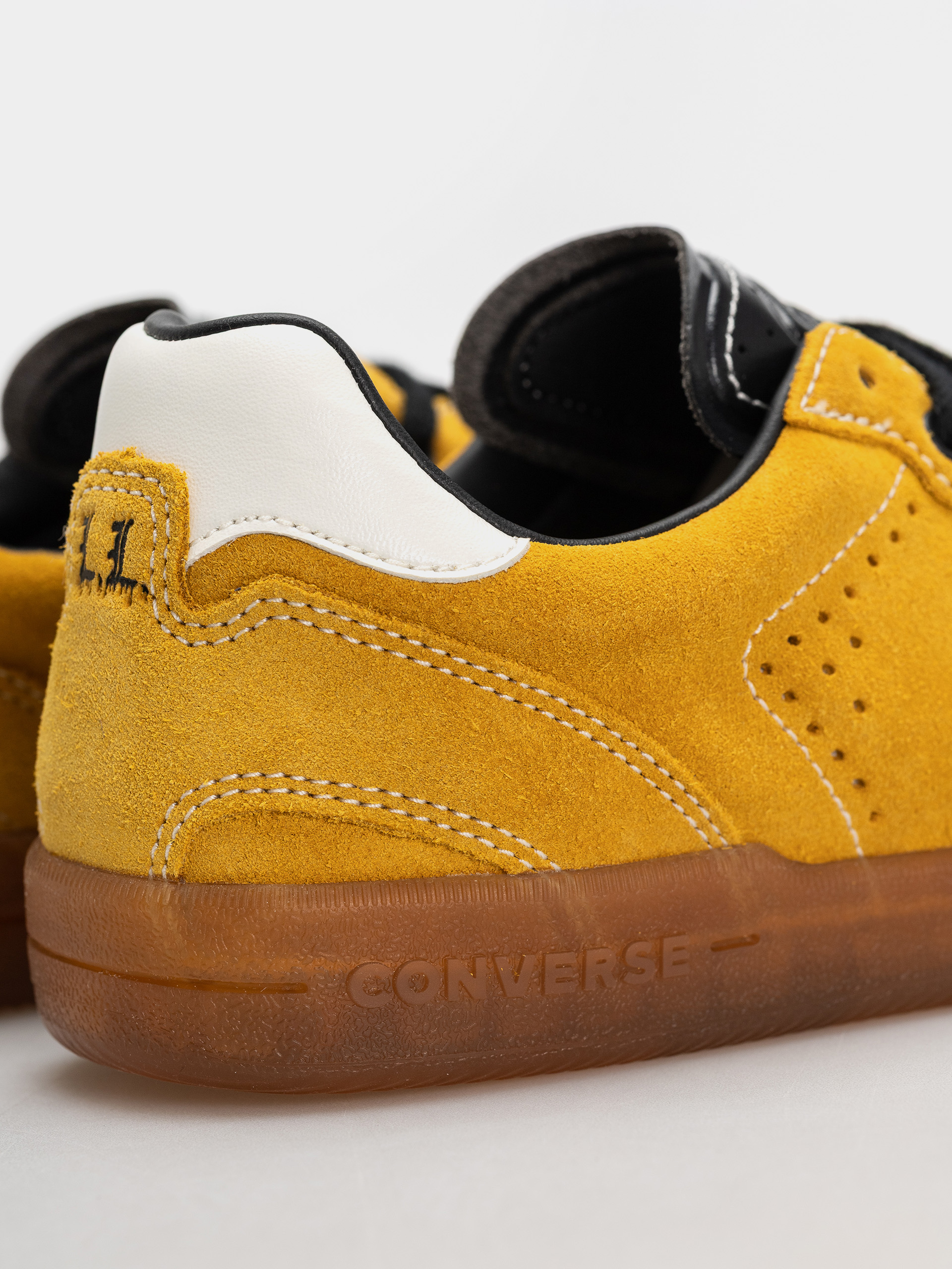 Pantofi Converse Louie Lopez Pro 2 Ox (yellow/black)