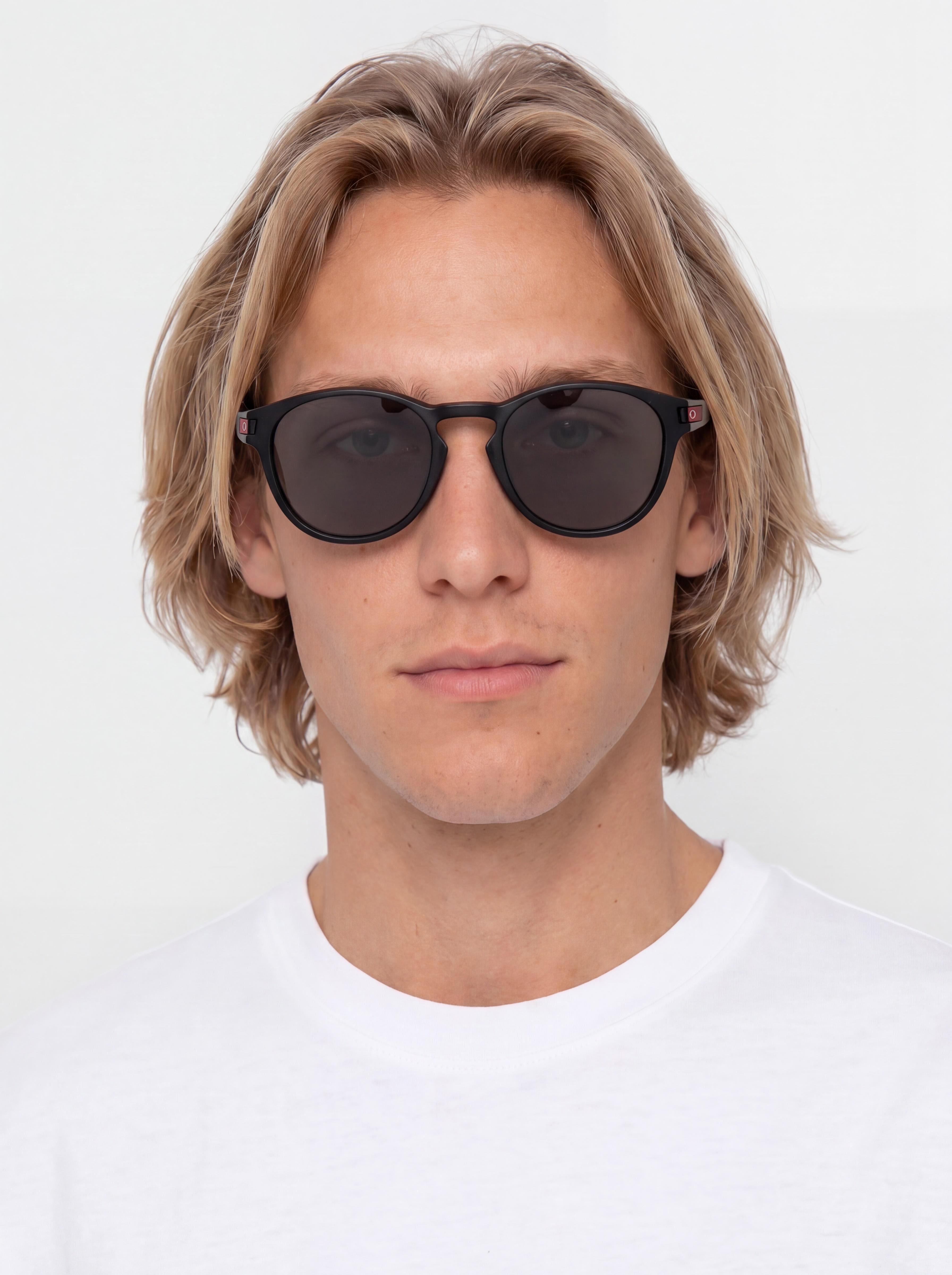 Ochelari de soare Oakley Latch (matte black/prizm black polar)