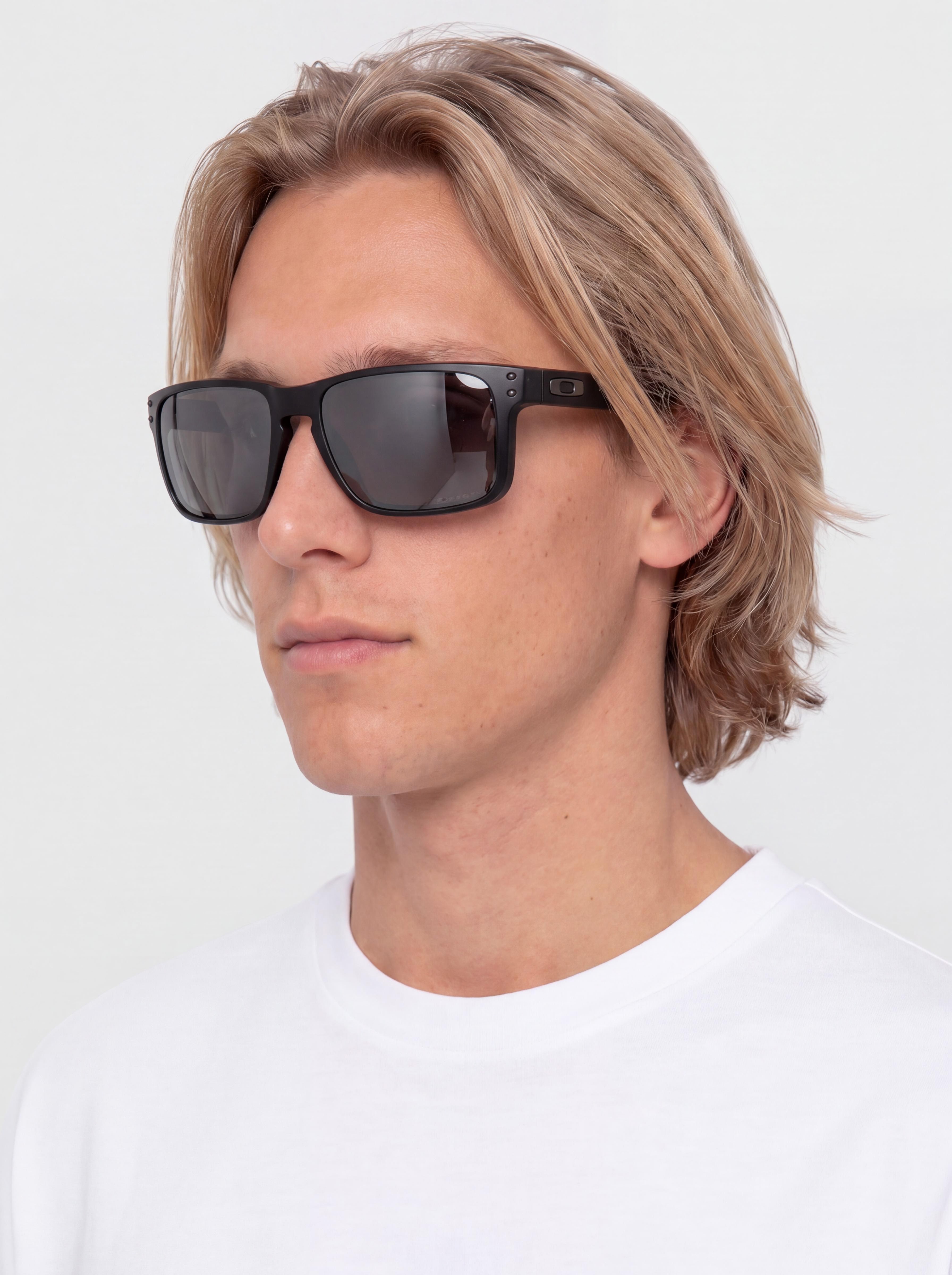 Ochelari de soare Oakley Holbrook