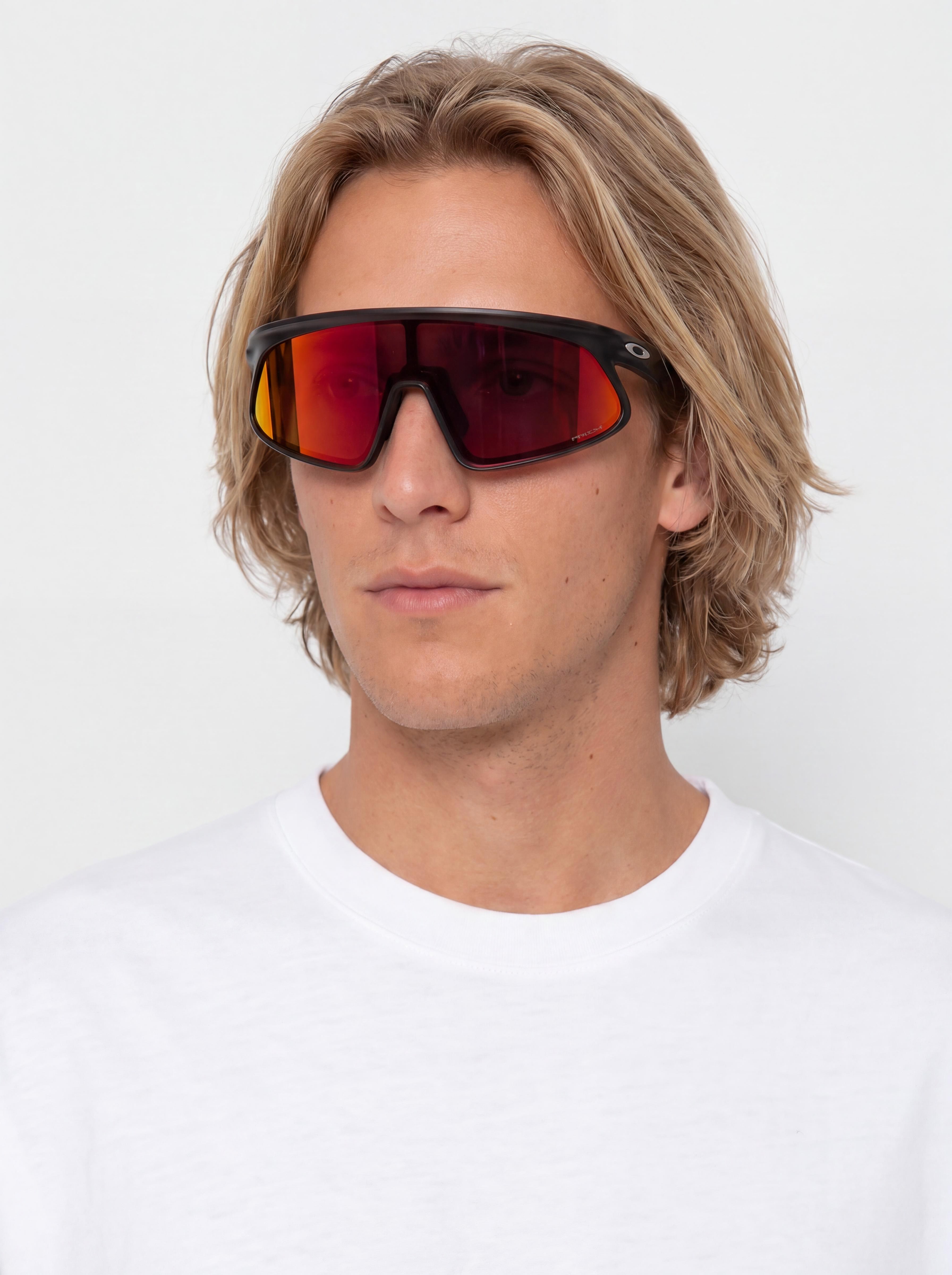 Ochelari de soare Oakley Rslv 141