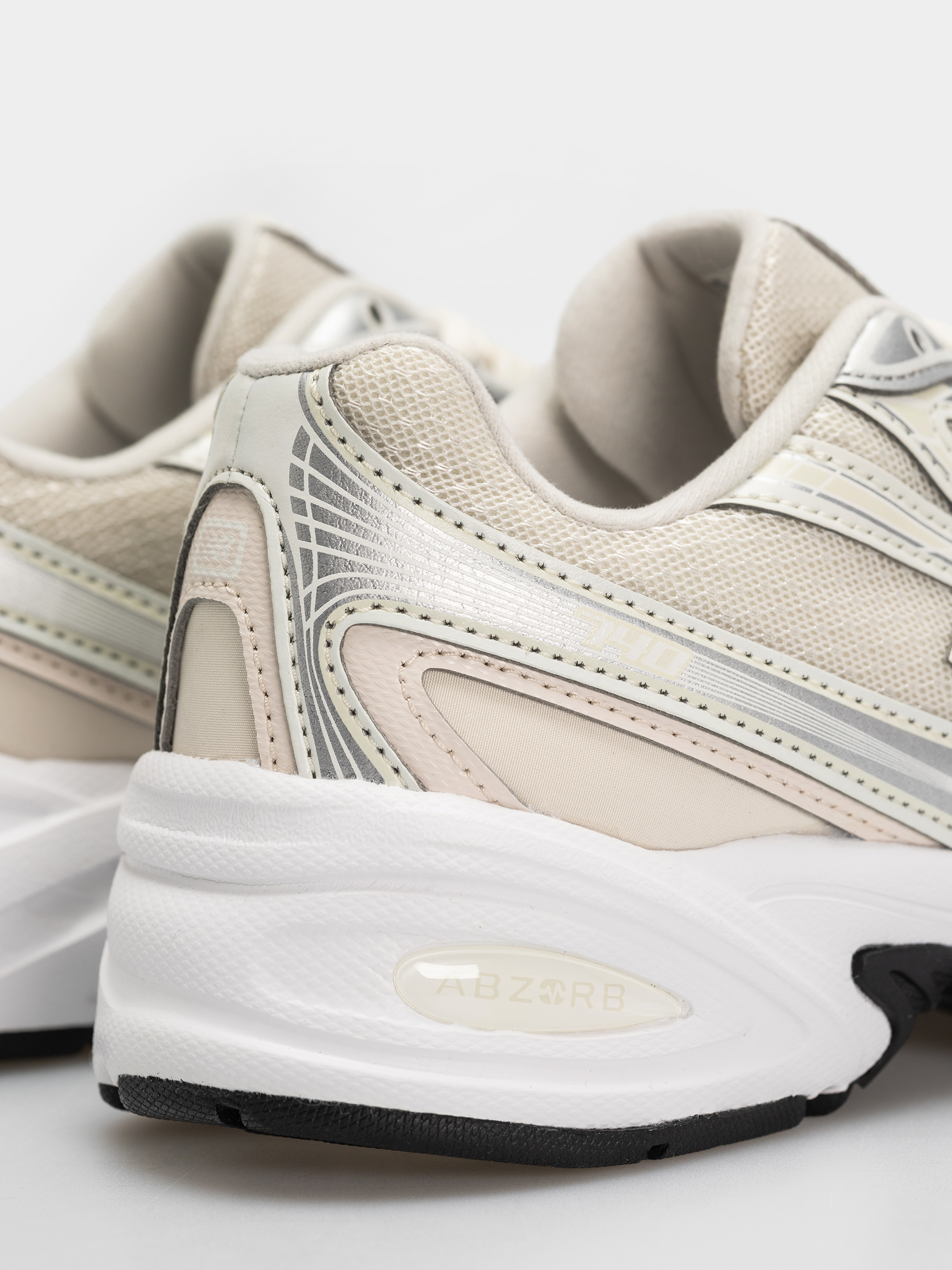 Pantofi New Balance 740 JR (turtledove/linen)