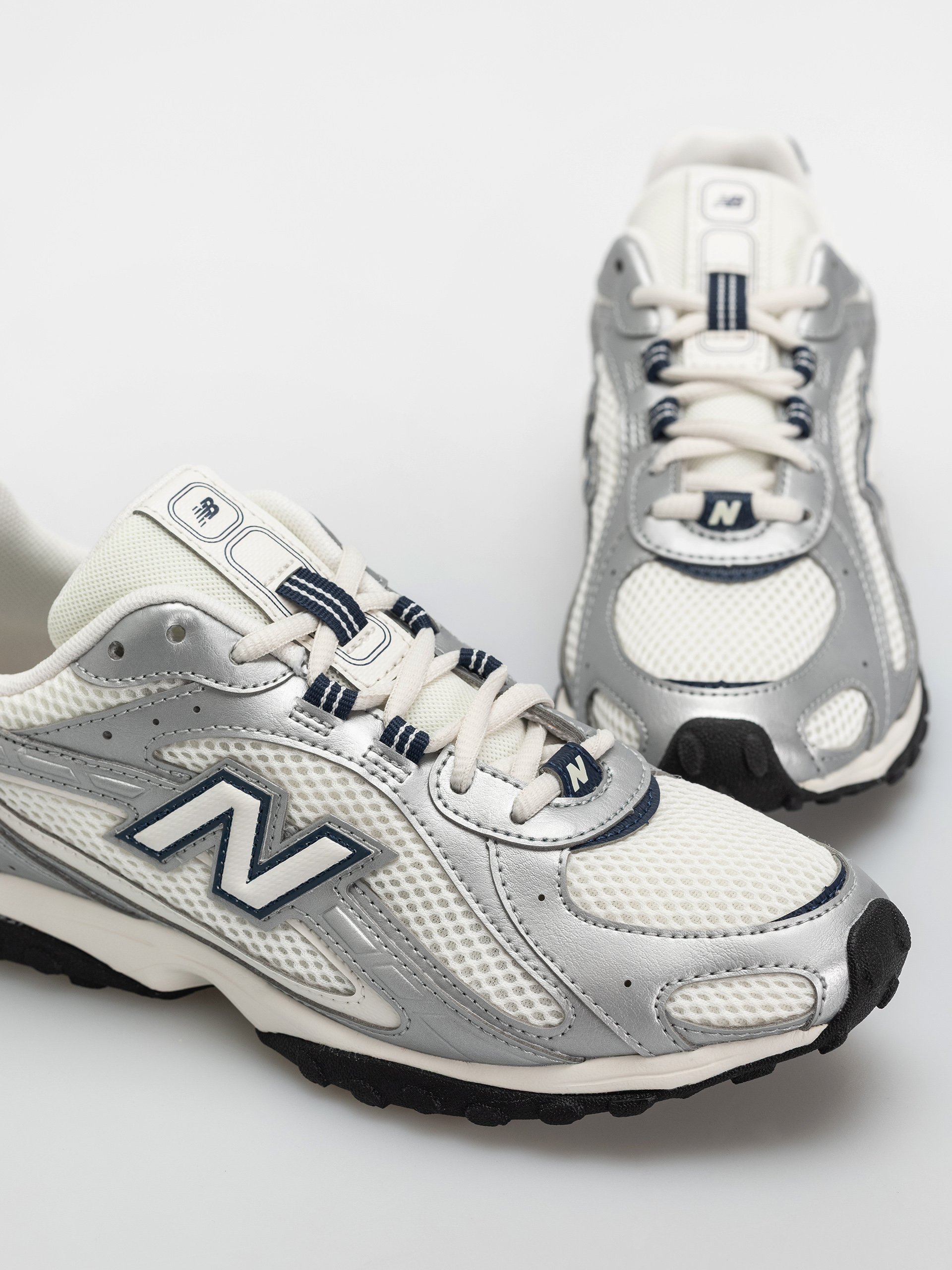 Pantofi New Balance 204L (sea salt/silver metallic/nb navy)