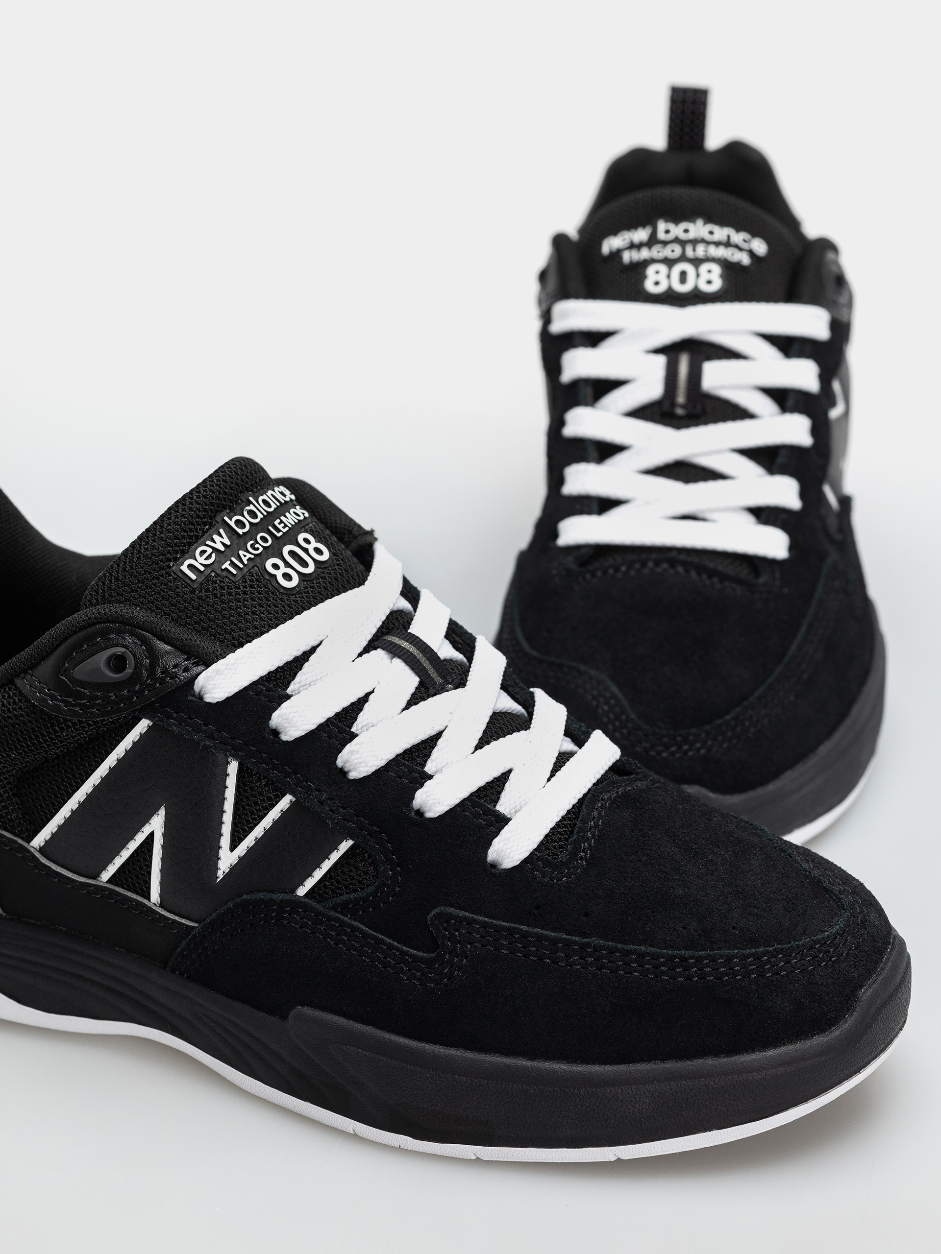 Pantofi New Balance 808 (black/white)