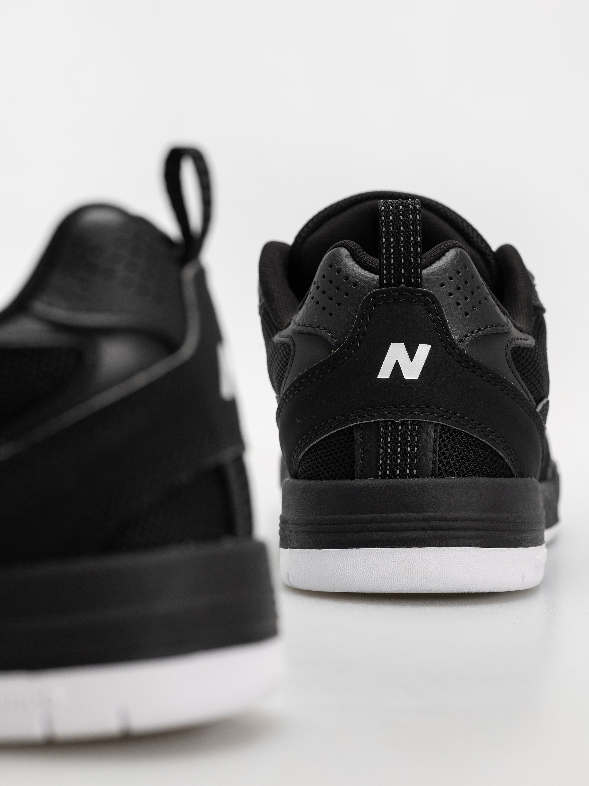 Pantofi New Balance 808 (black/white)