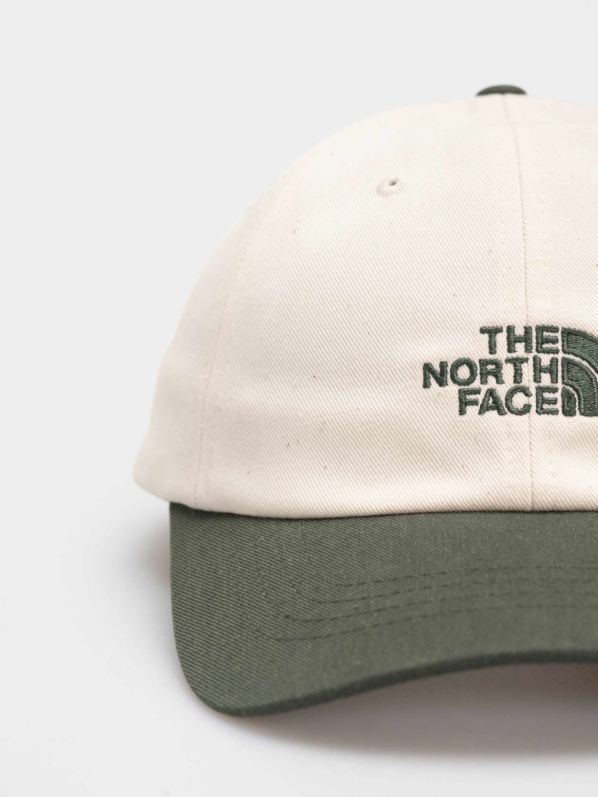 Șapcă The North Face Norm (bottle green/white dune)