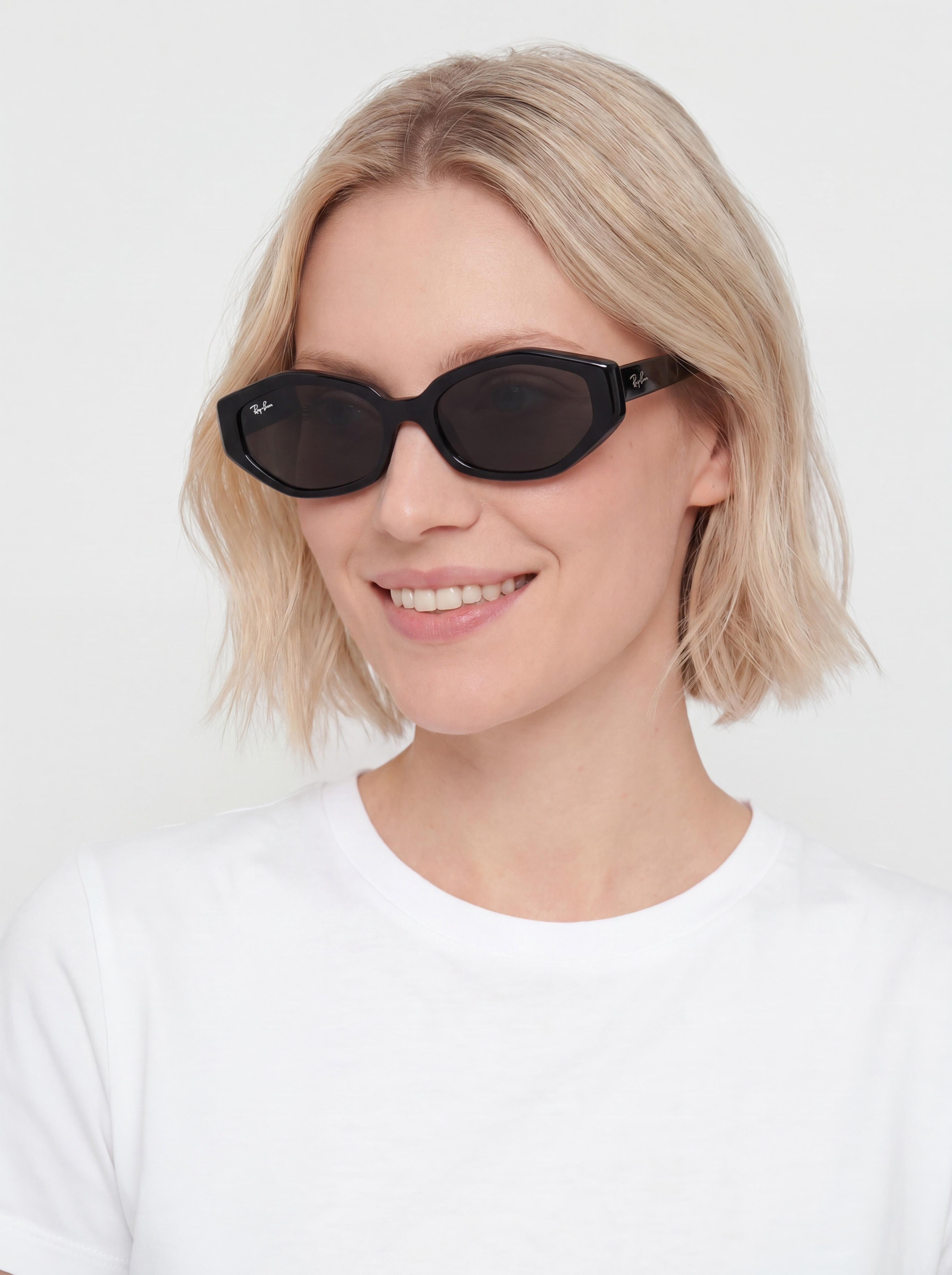 Ochelari de soare Ray-Ban Rb4473D (polerowany black/ciemnogrey)