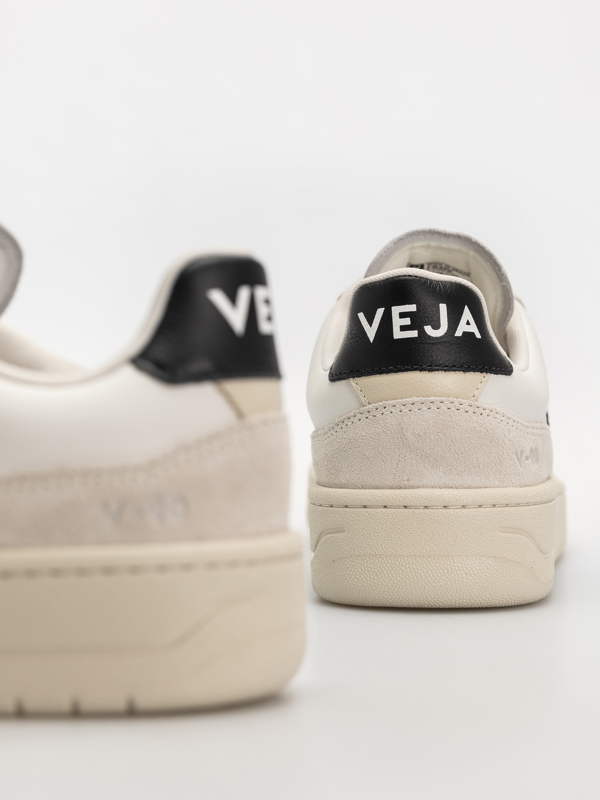 Pantofi Veja V 90 (white black)
