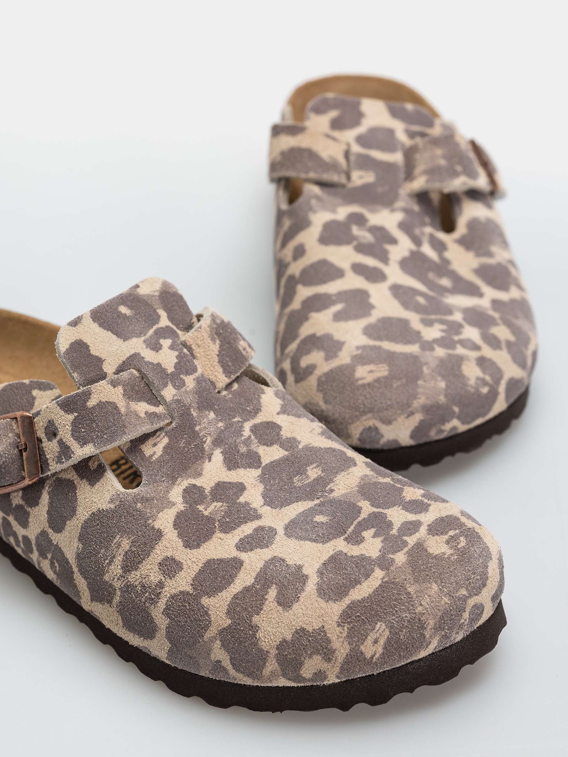 Șlapi Birkenstock Boston Suede Leather Narrow (leo sandcastle)