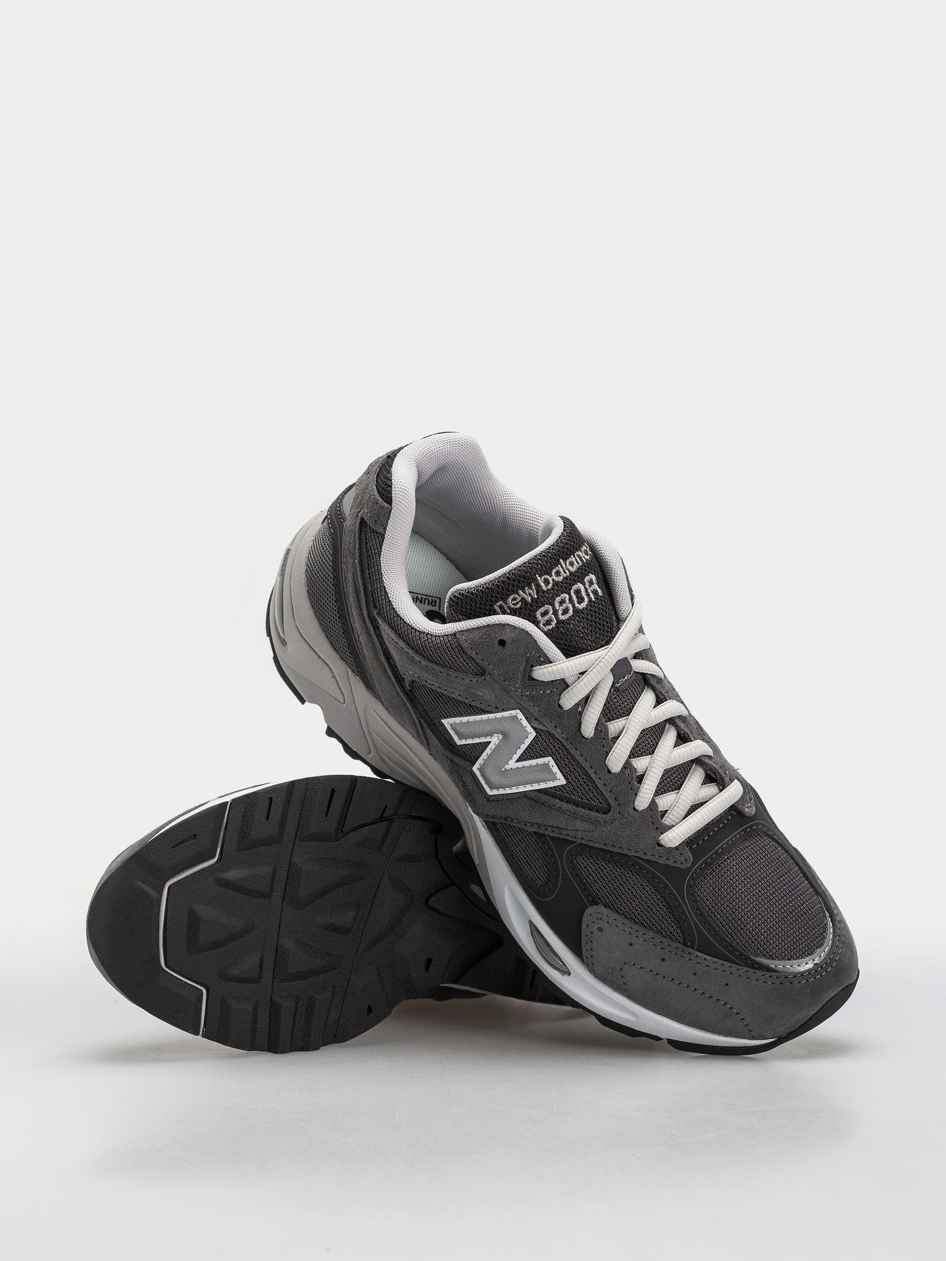 Pantofi New Balance 880R (slate grey/magnet)