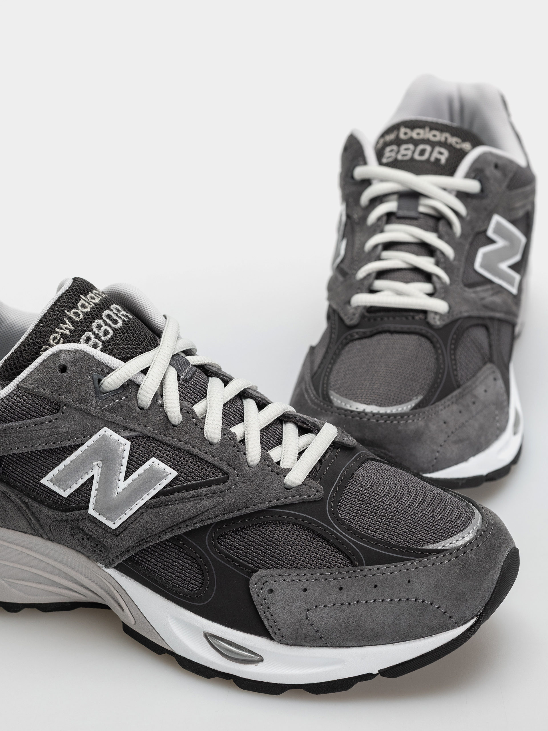 Pantofi New Balance 880R (slate grey/magnet)