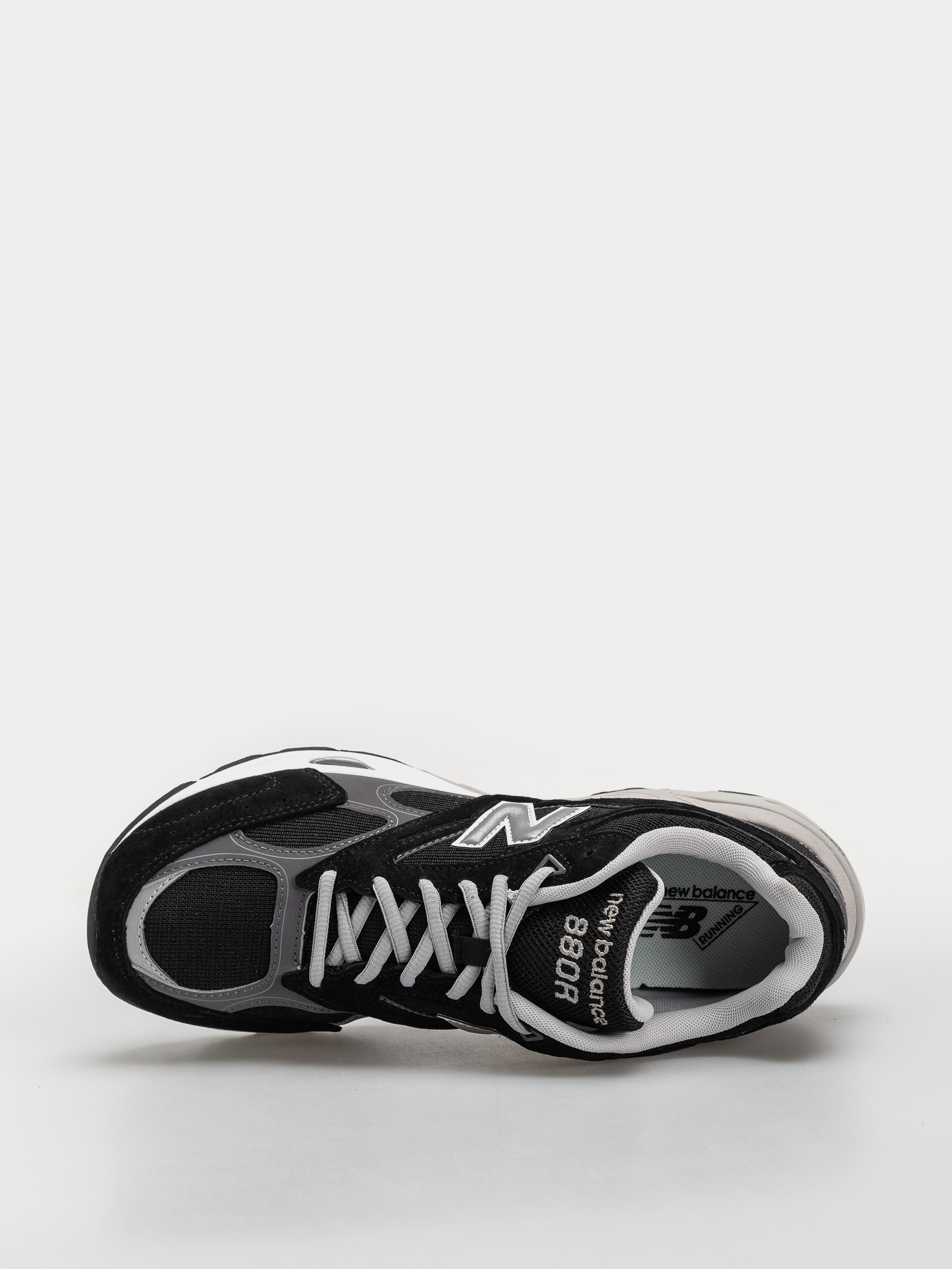 Pantofi New Balance 880R (black/castlerock)