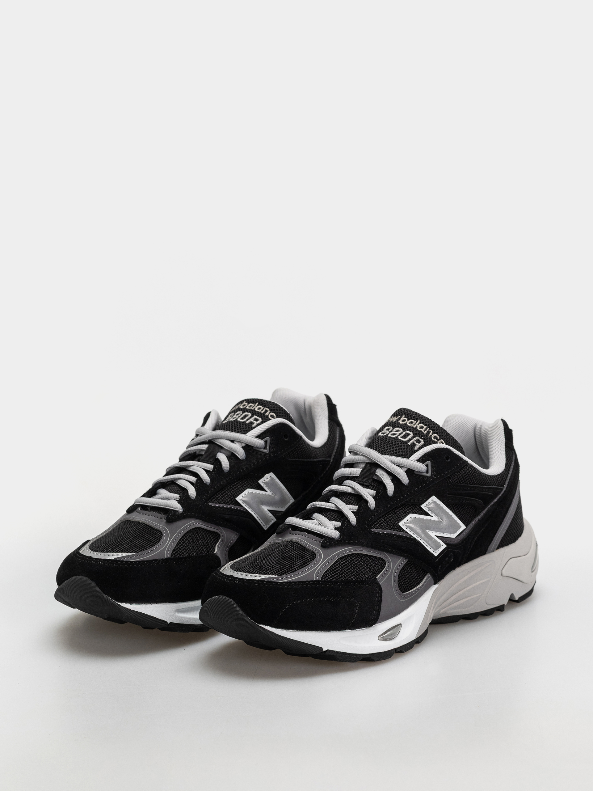 Pantofi New Balance 880R (black/castlerock)