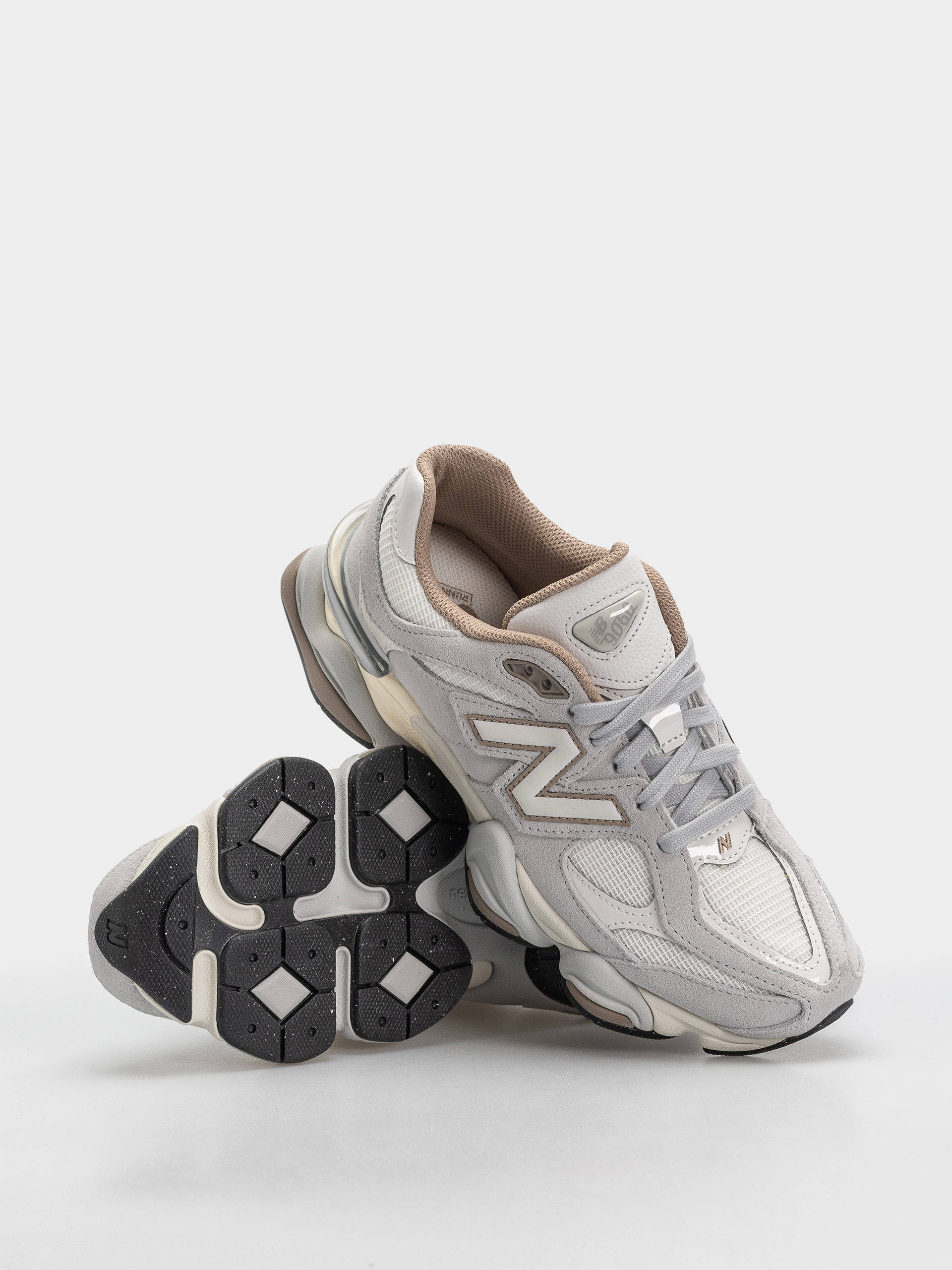 Pantofi New Balance 9060 (driftwood/sea salt)