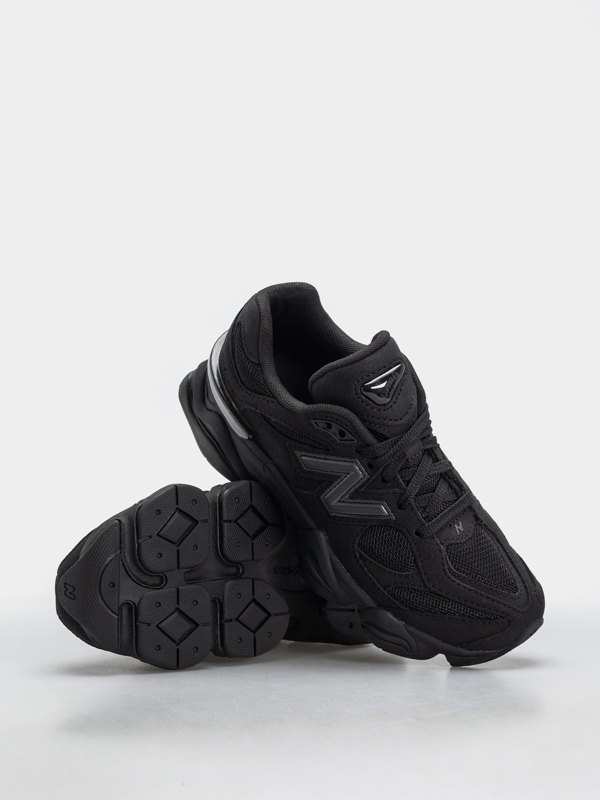 Pantofi New Balance 9060 JR (black/phantom)