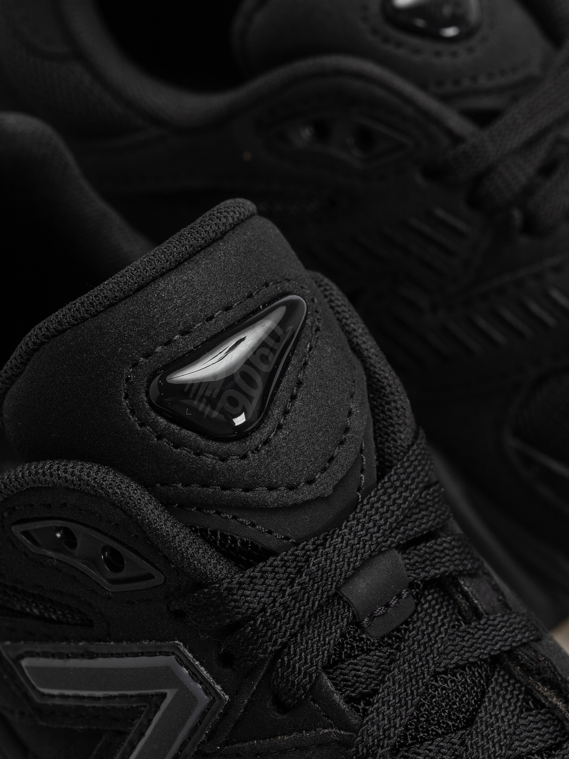 Pantofi New Balance 9060 JR (black/phantom)