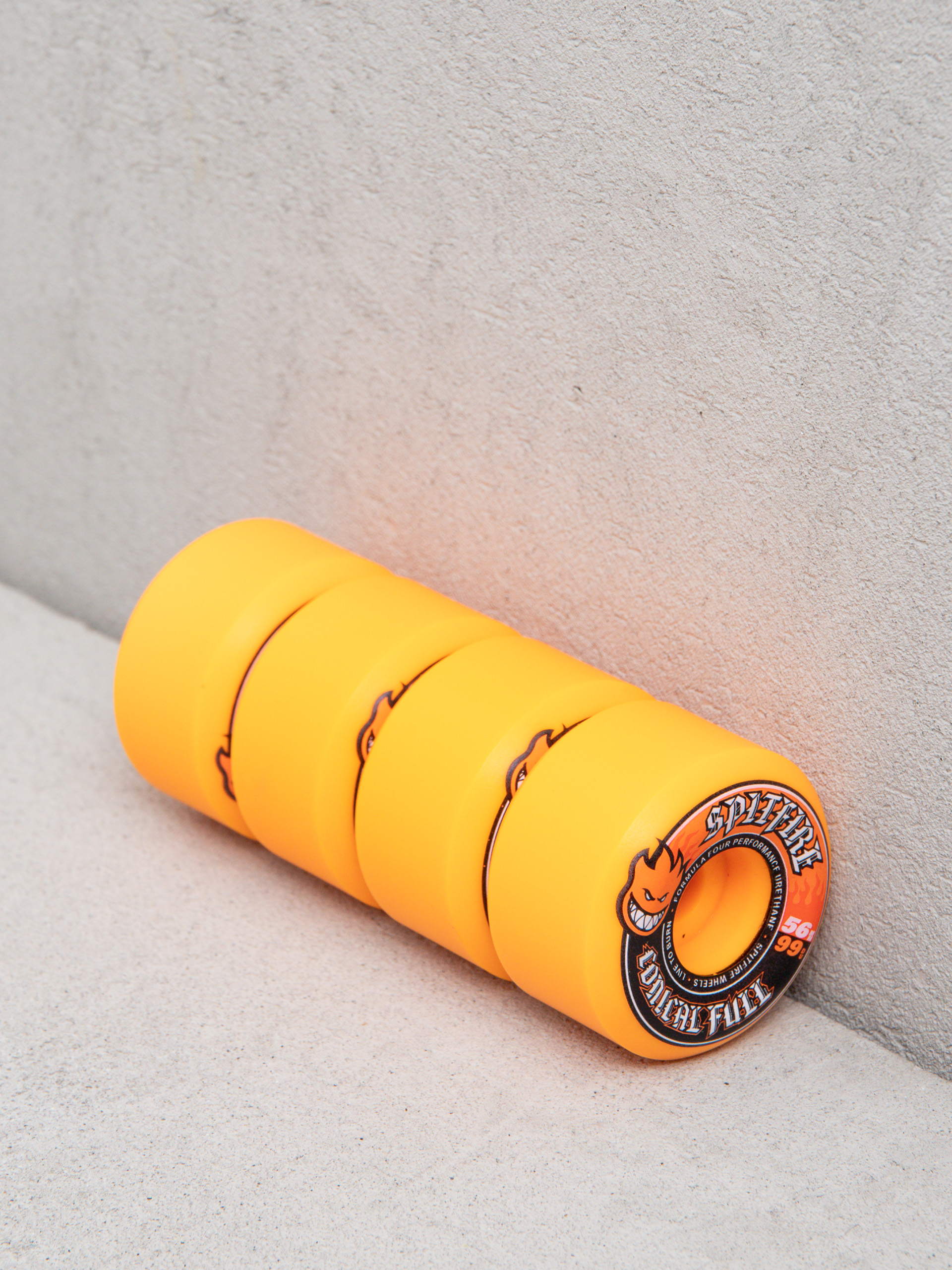 Role Spitfire F4 99D Team Color Pack F4 99 Conical Full (orange)