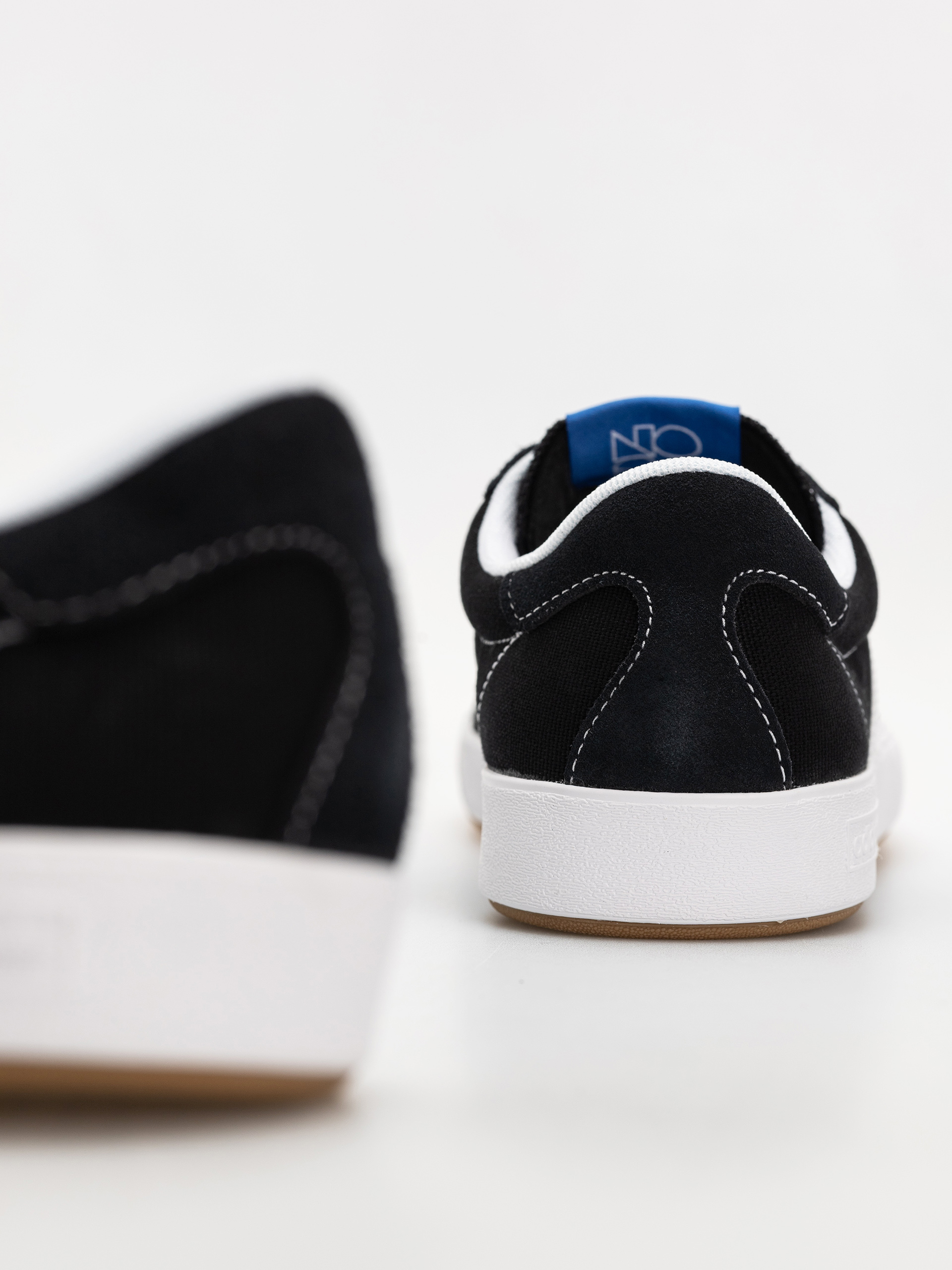Pantofi adidas Nora (cblack/ftwwht/blubir)