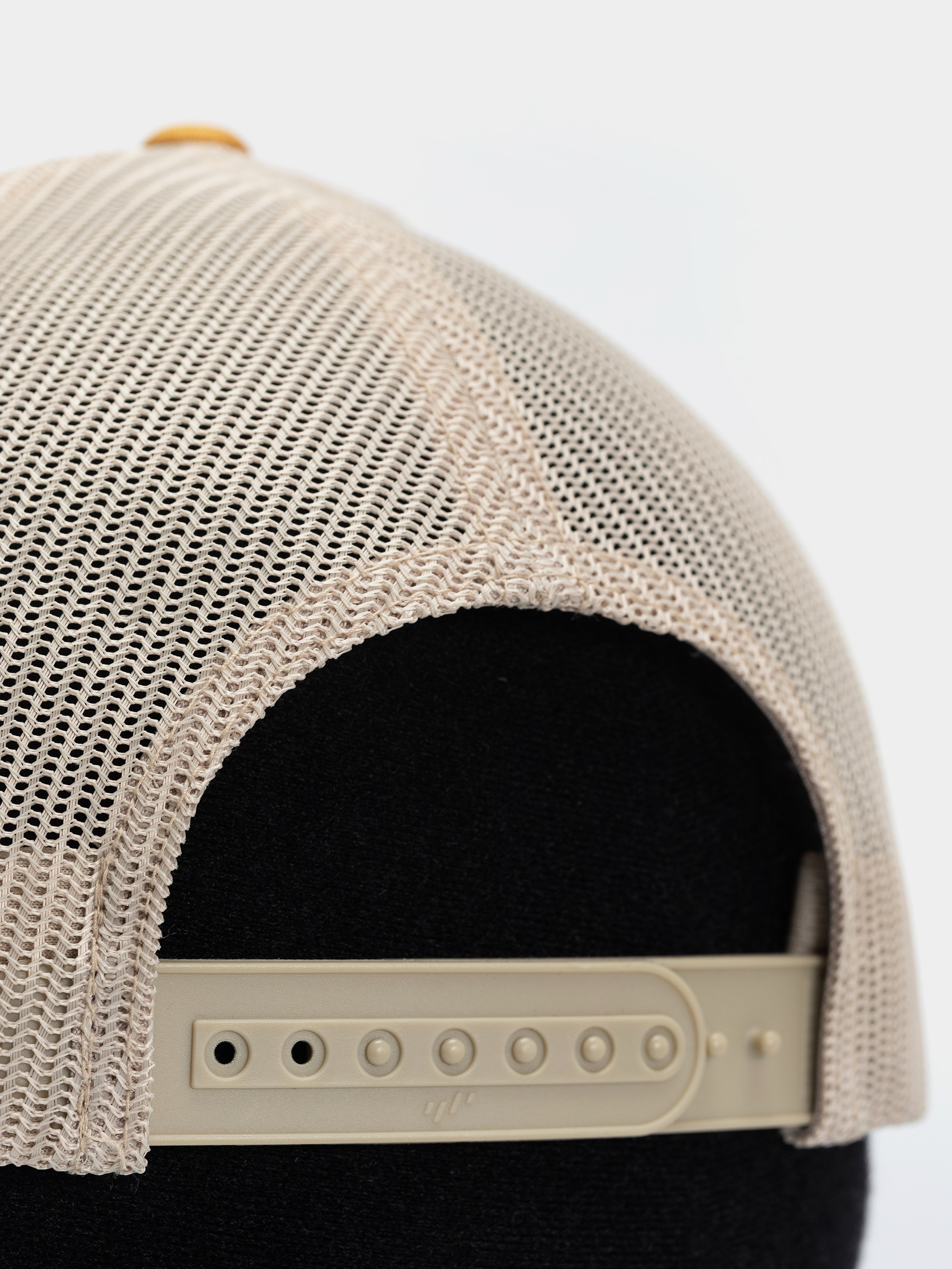 Șapcă Columbia Mesh Snap Back