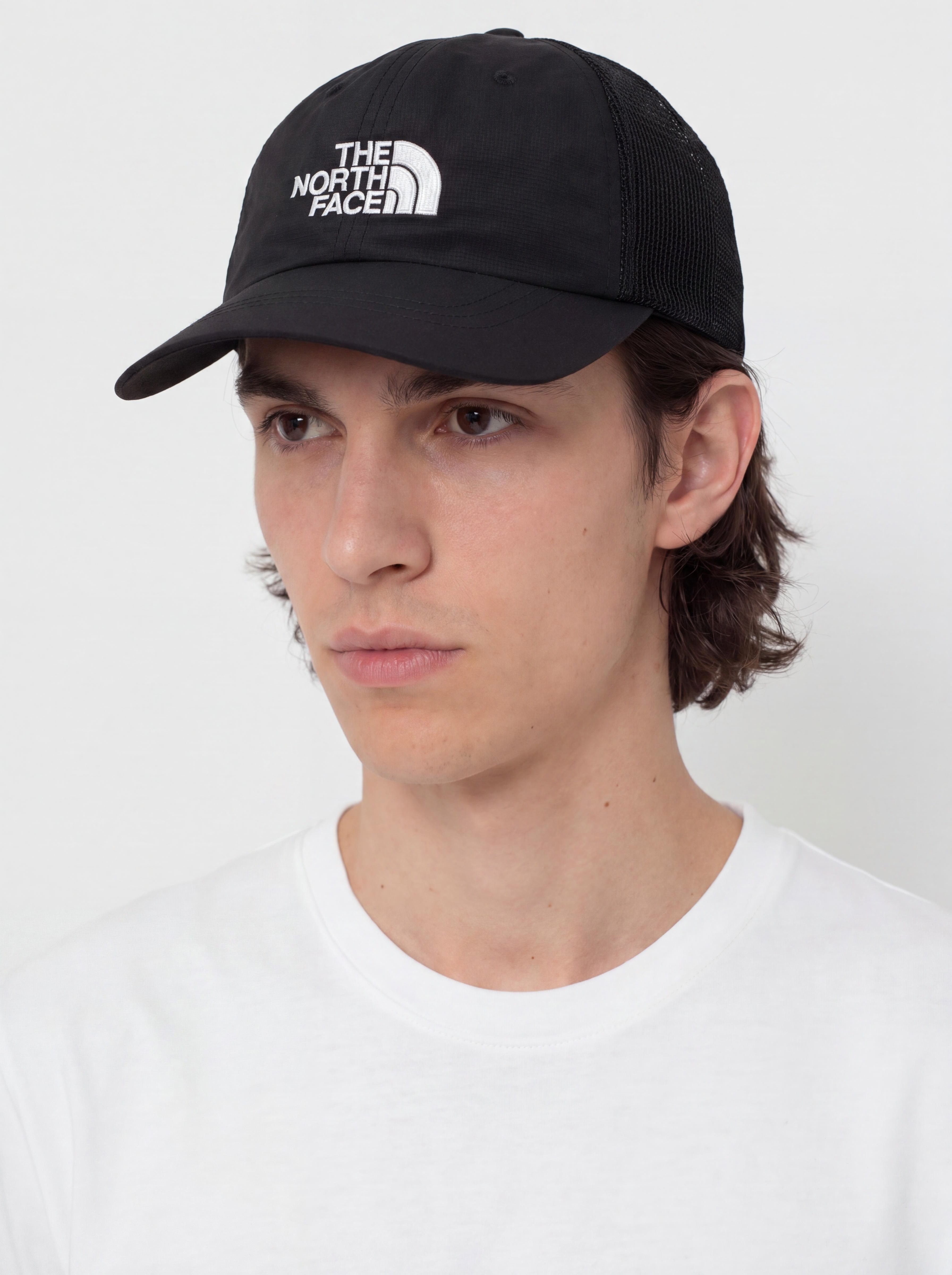 Șapcă The North Face Horizon Trucker (tnf blk/tnf blk)