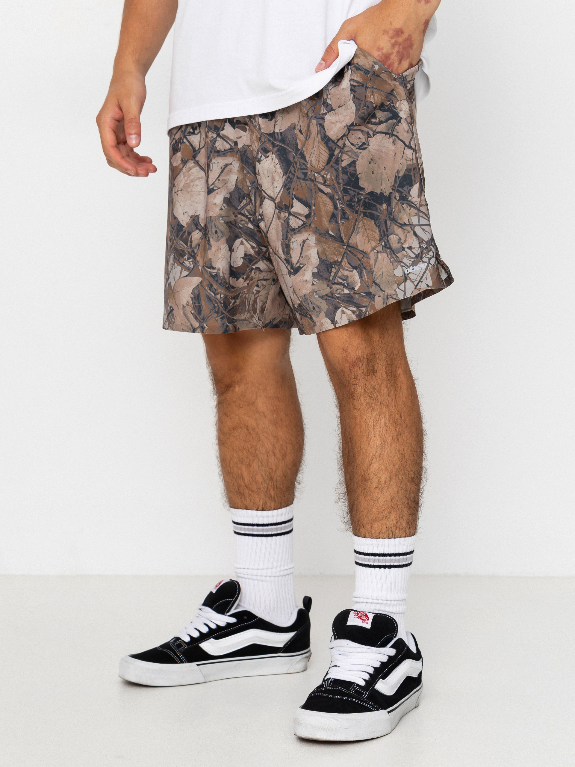 Pantaloni scurți OBEY Travel (fence camo)