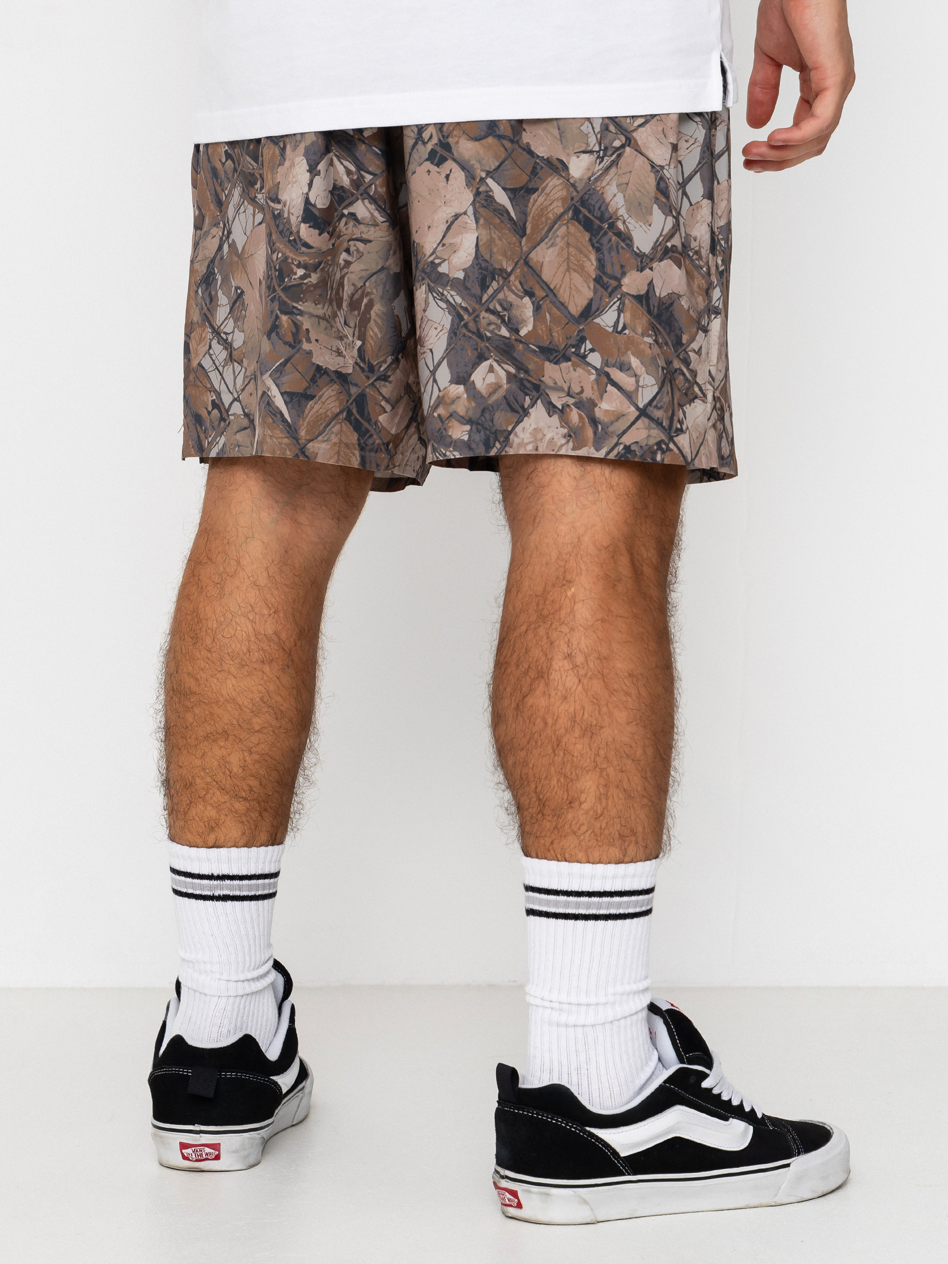 Pantaloni scurți OBEY Travel (fence camo)