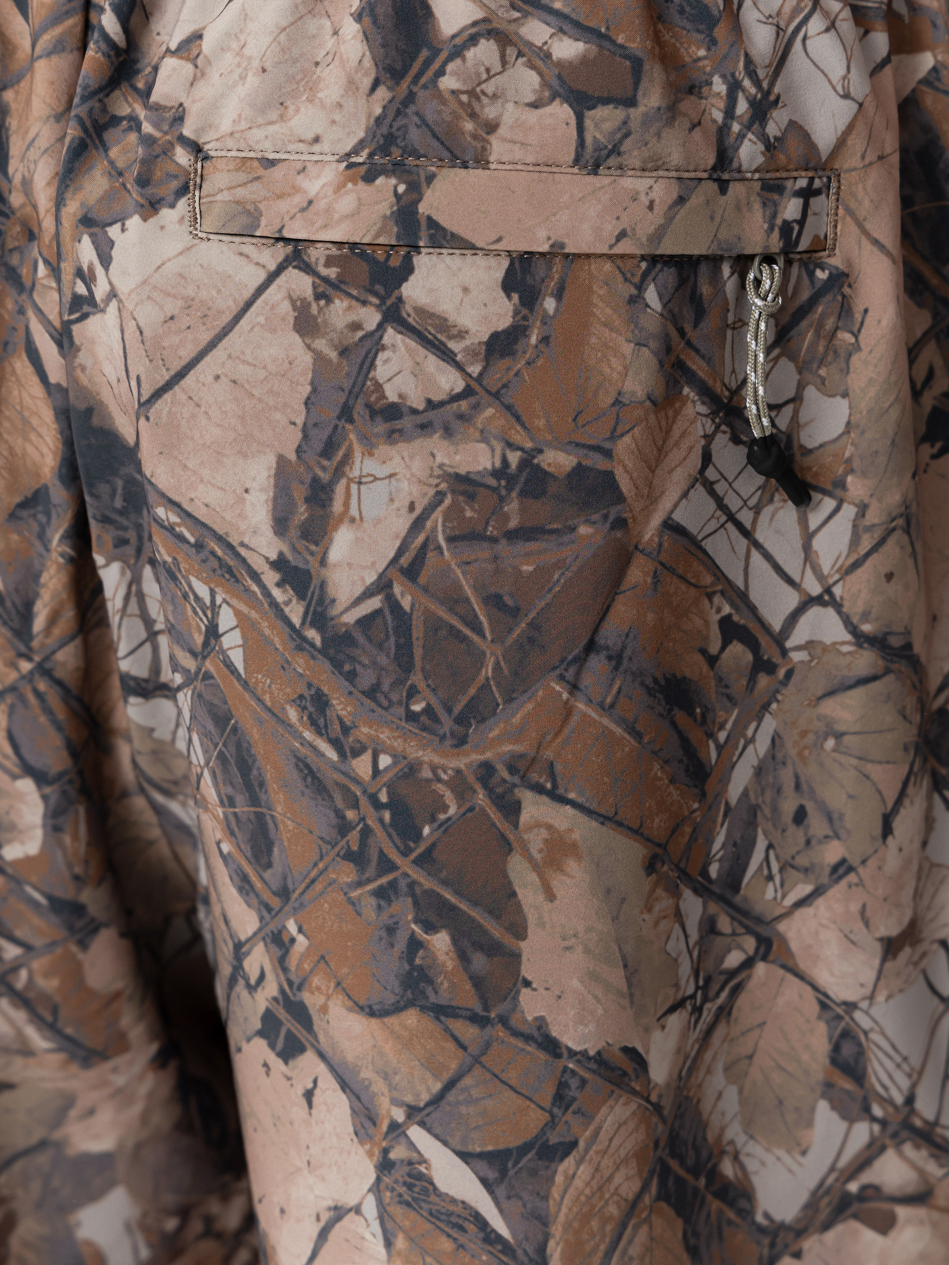 Pantaloni scurți OBEY Travel (fence camo)