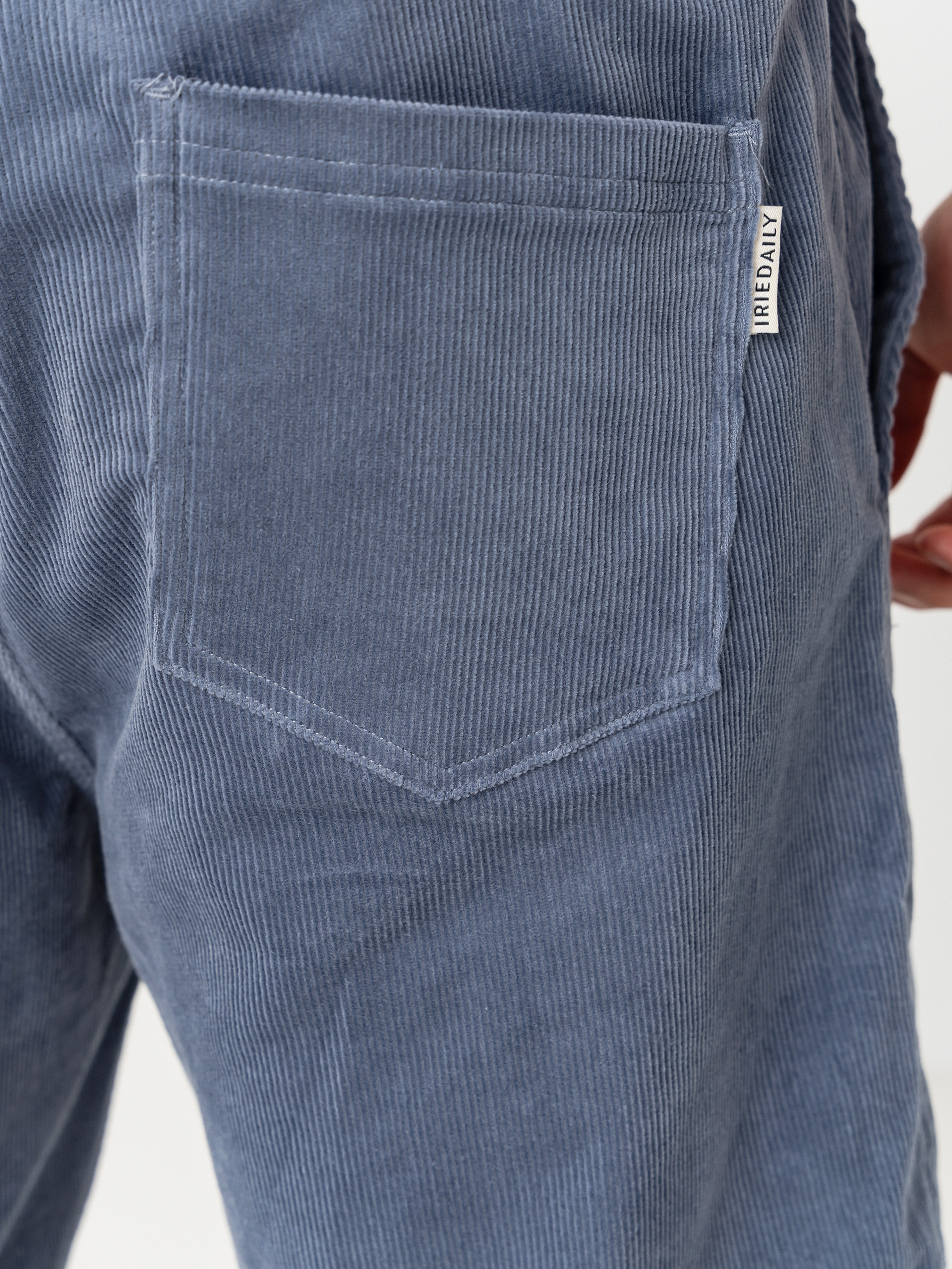 Pantaloni scurți Iriedaily Corvin (greyblue)