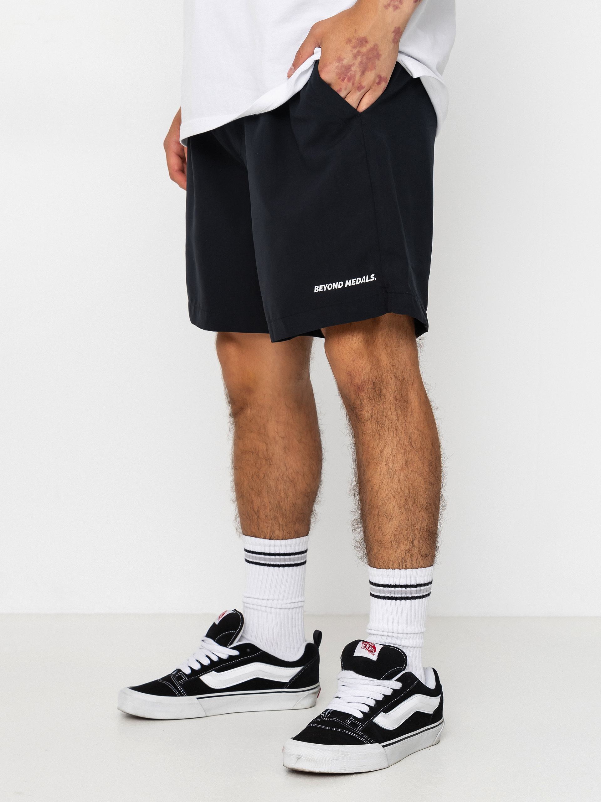 Pantaloni scurți Beyond Medals Swim (black)