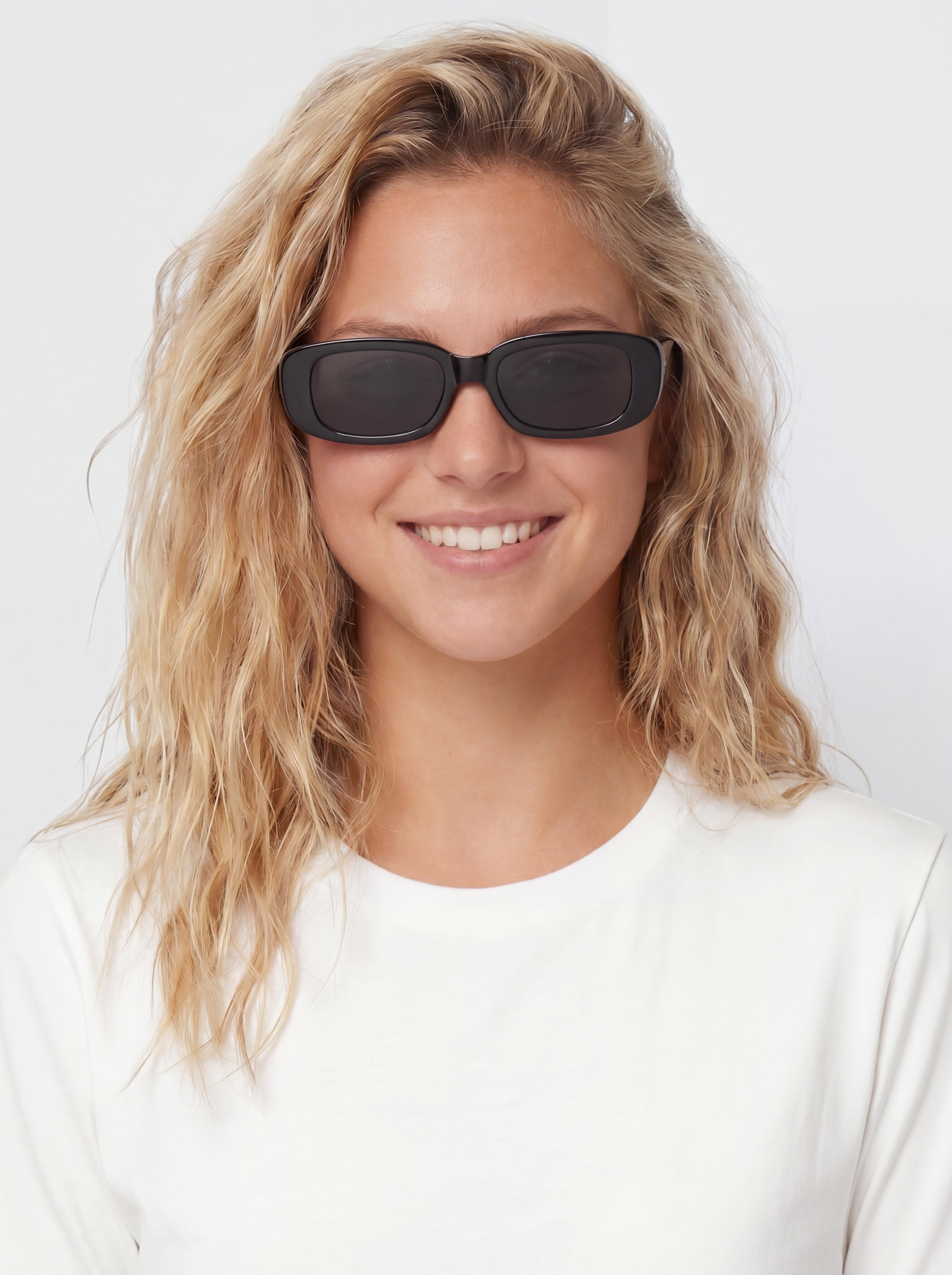 Ochelari de soare CHPO Nicole (matte black/black)