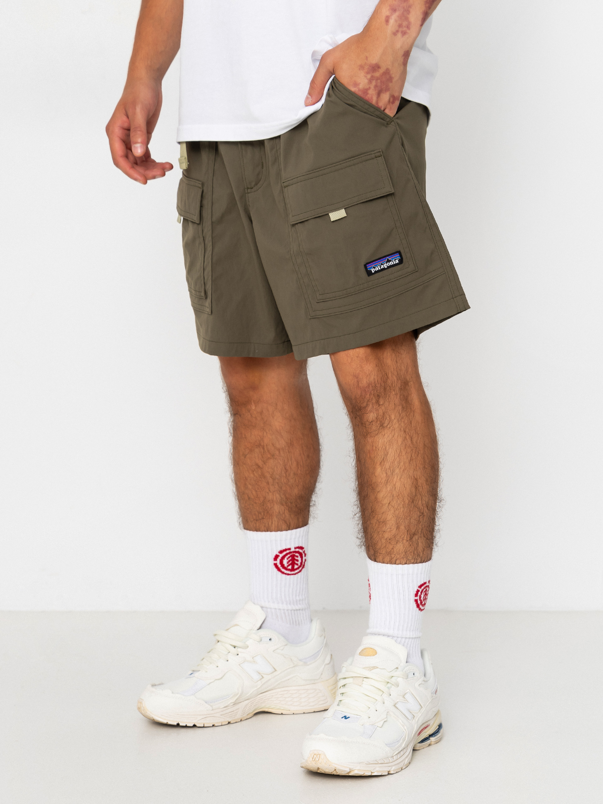 Pantaloni scurți Patagonia Outdoor Everyday 6in (basin green)