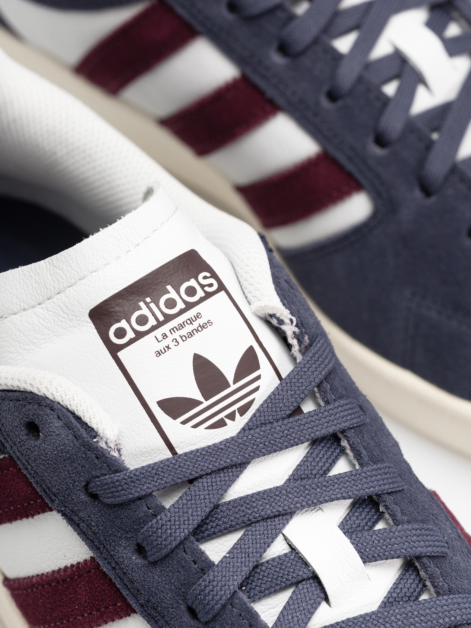 Pantofi adidas Superskate Low (shanav/maroon/crywht)