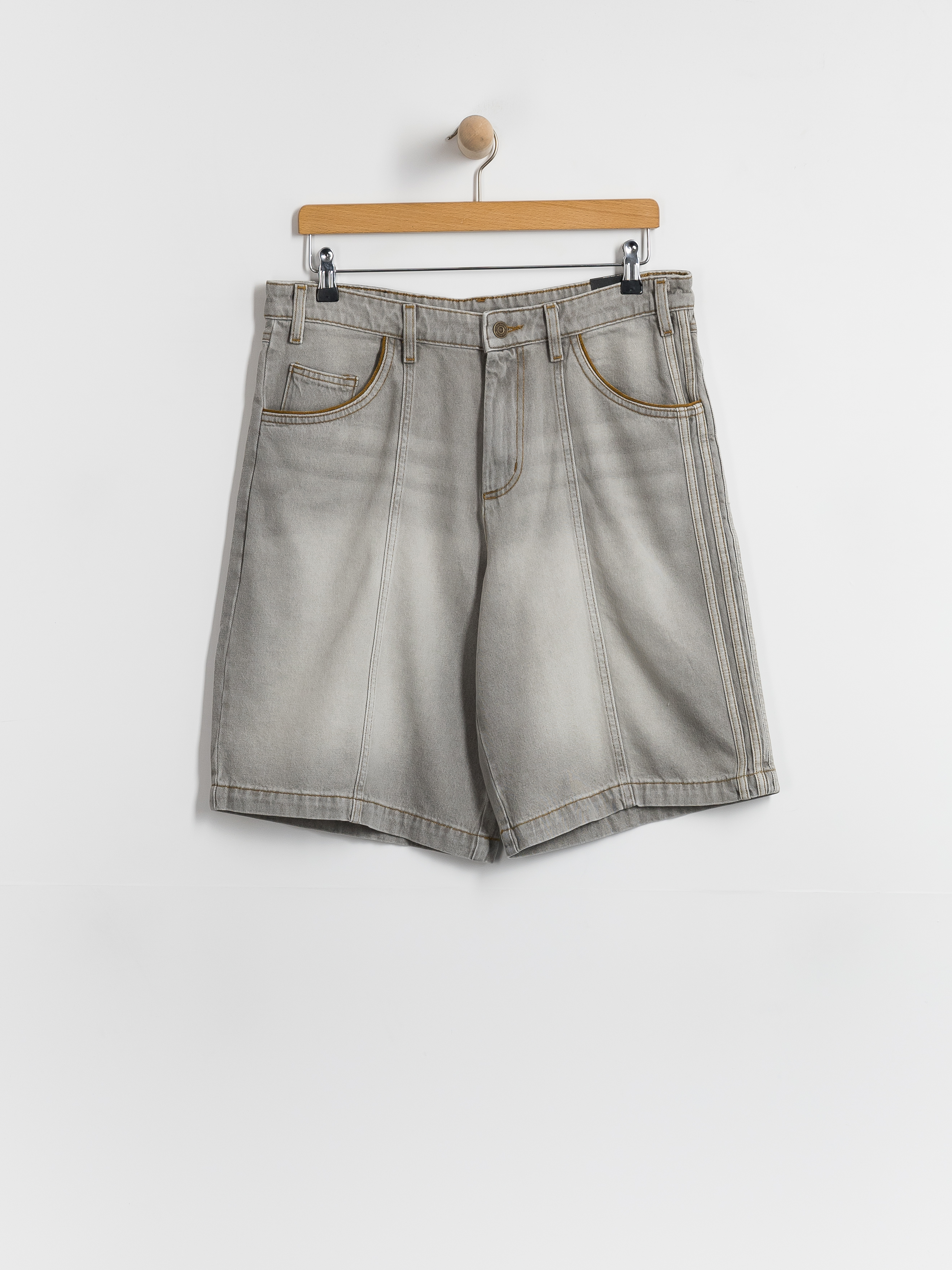 Pantaloni scurți adidas Tyshawn Wd (gretwo)