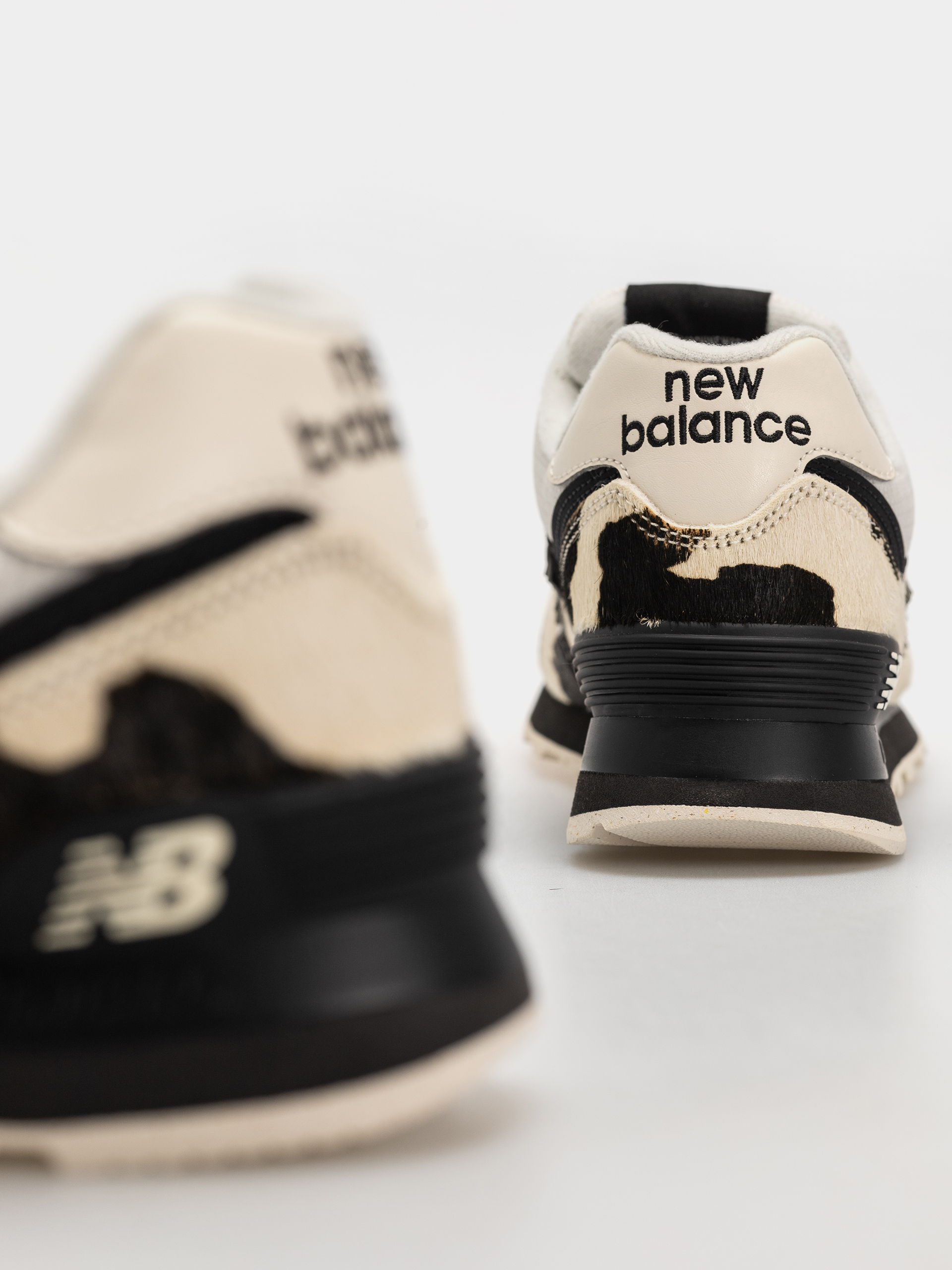Pantofi New Balance 574 Wmn (black/linen)