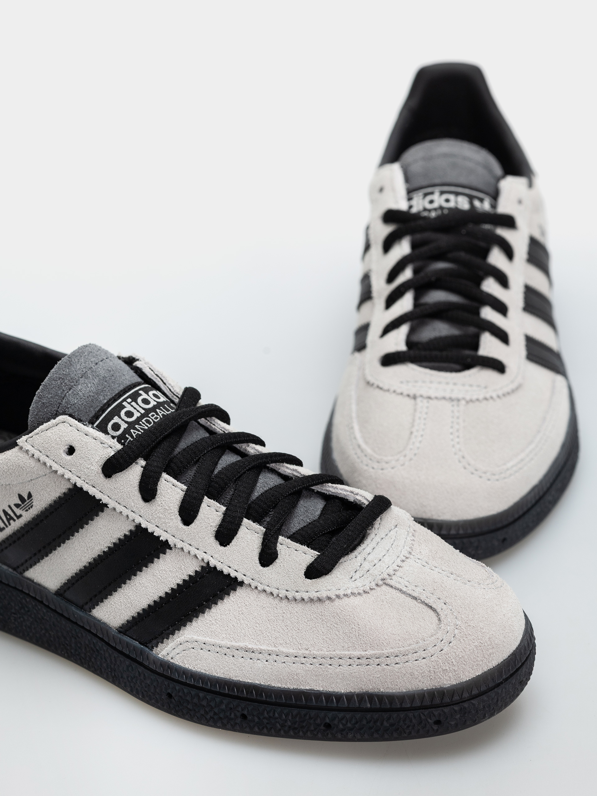 Pantofi adidas Handball Spezial (gretwo/carbon/cblack)