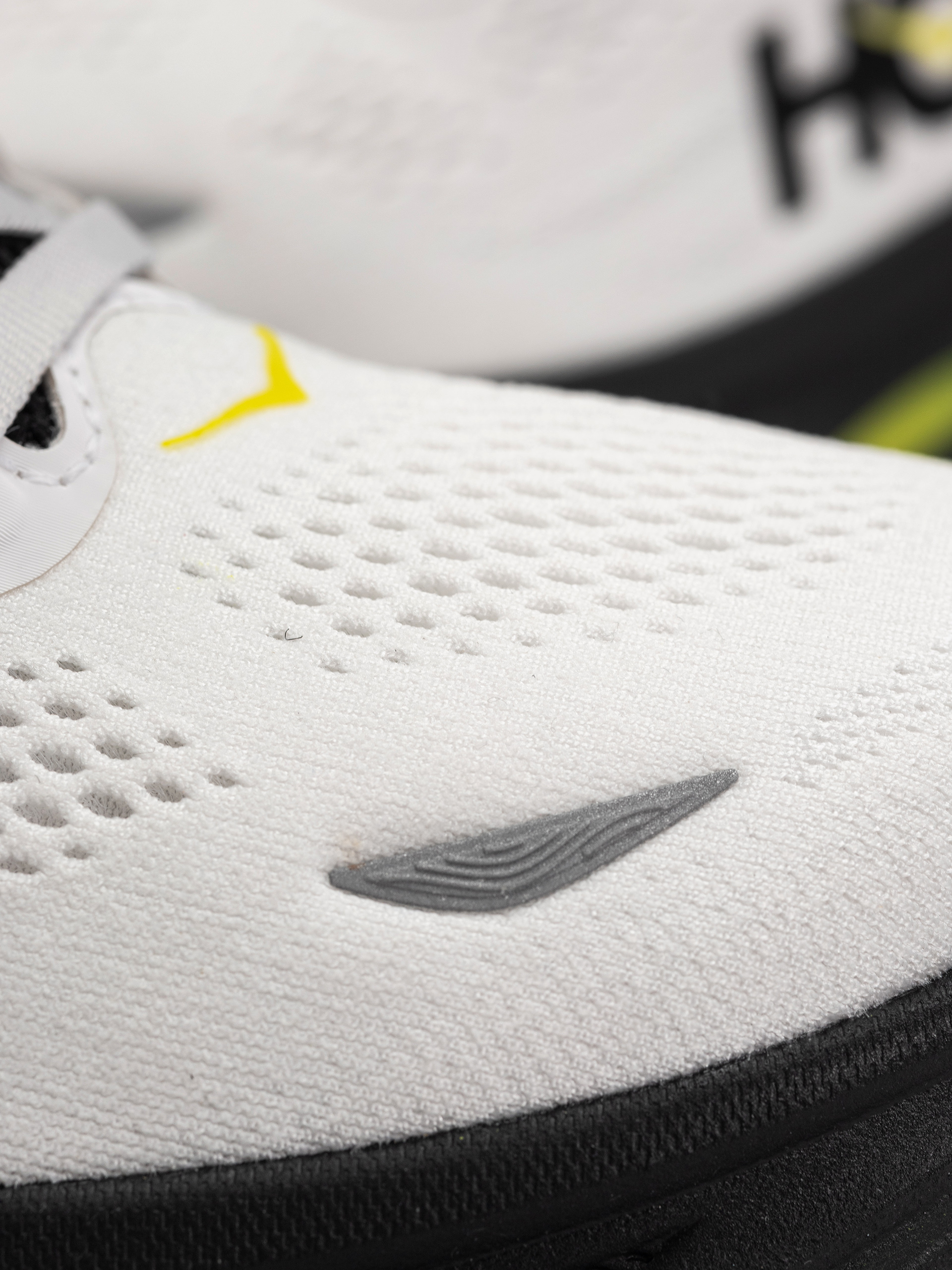 Pantofi Hoka Bondi 9 (white/citrus)