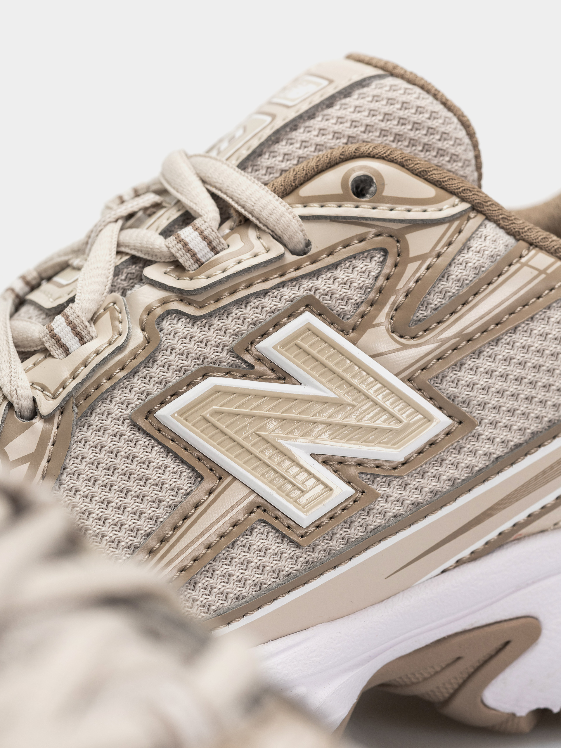 Pantofi New Balance 740 JR (timberwolf/driftwood)