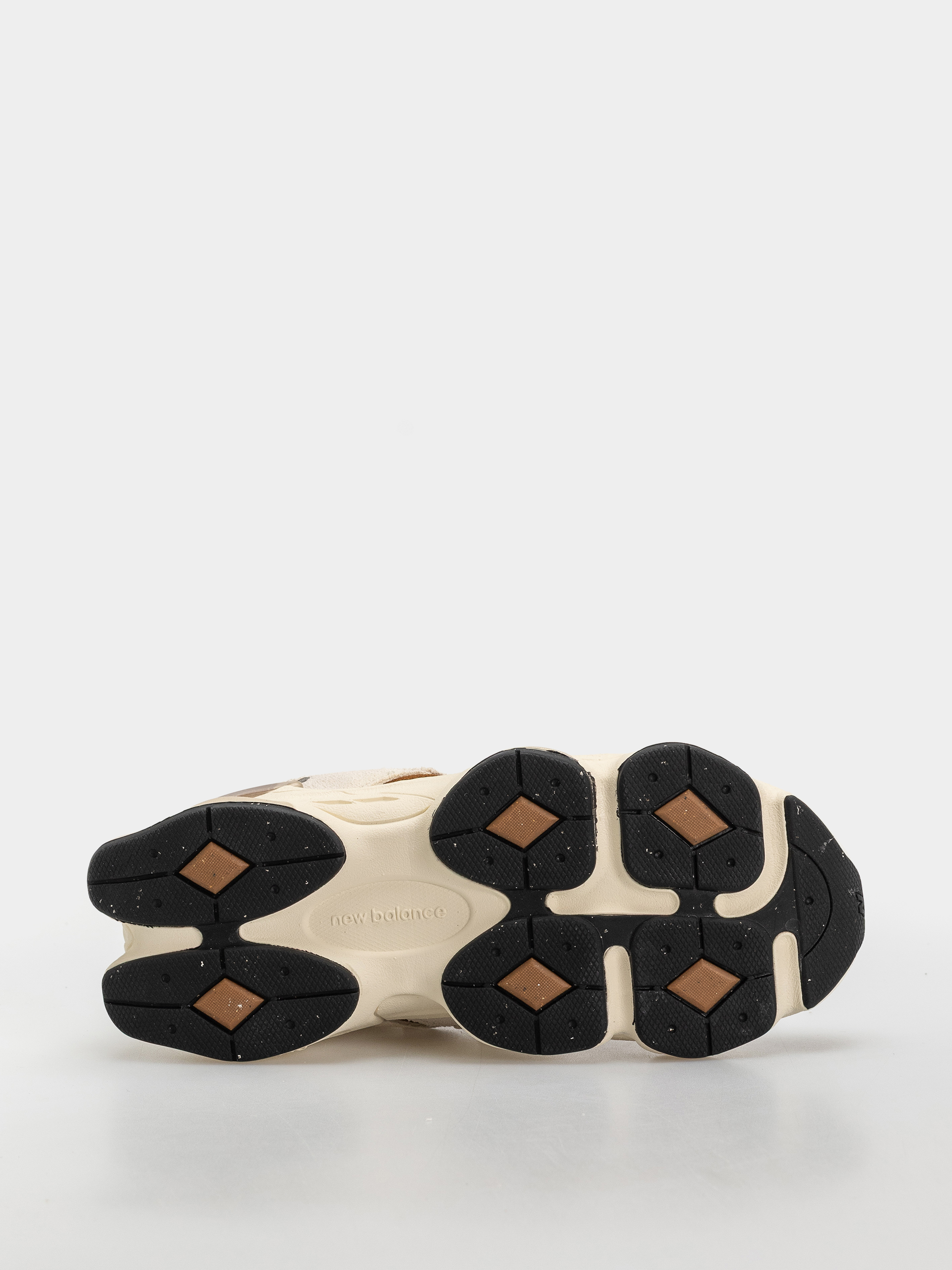 Pantofi New Balance 9060 JR (breakfast tea/angora)