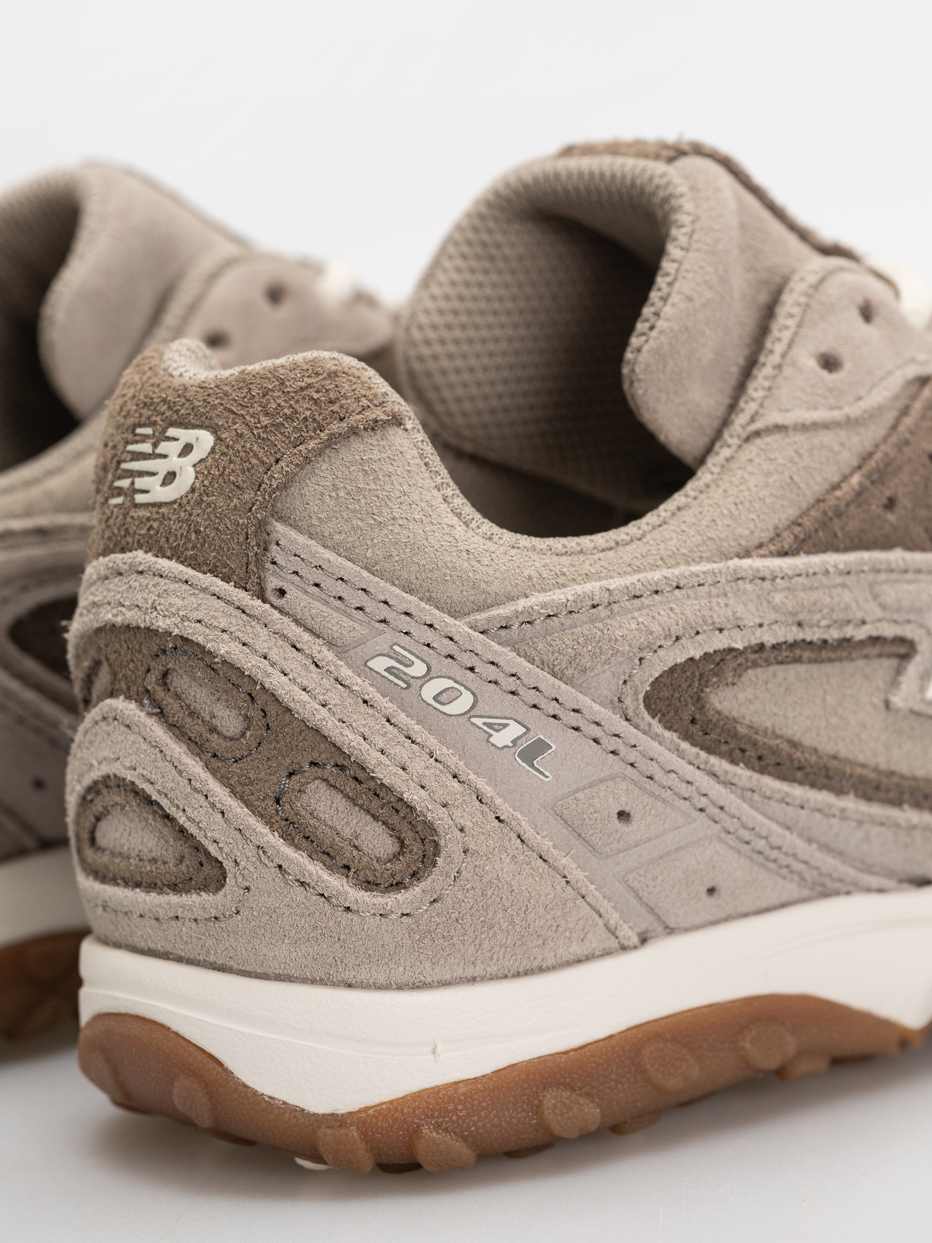 Pantofi New Balance 204L (arid stone/thunder brown)