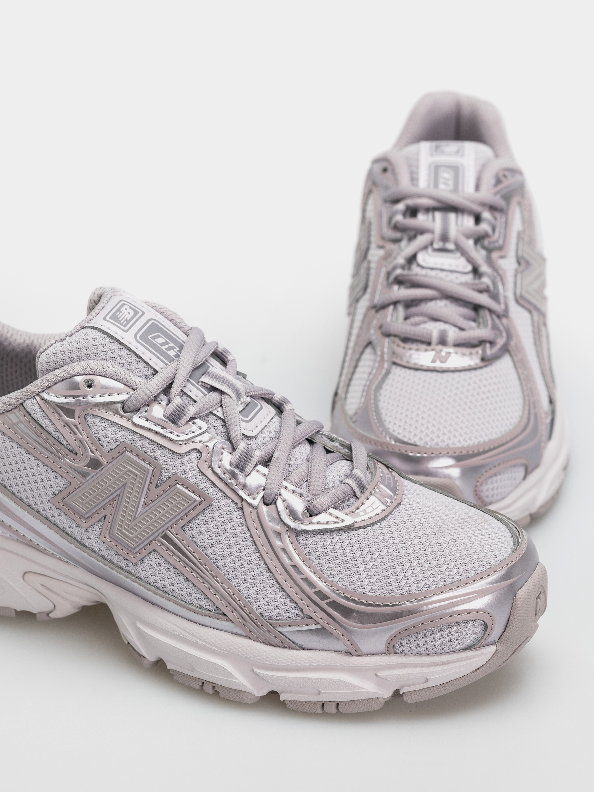 Pantofi New Balance 740 (horizon grey/truffle metallic)