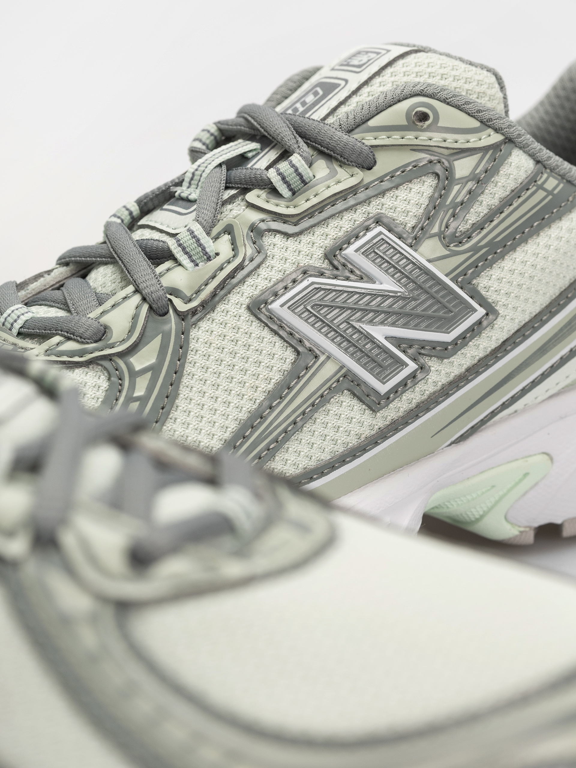 Pantofi New Balance 740 (mint water/silver moss)