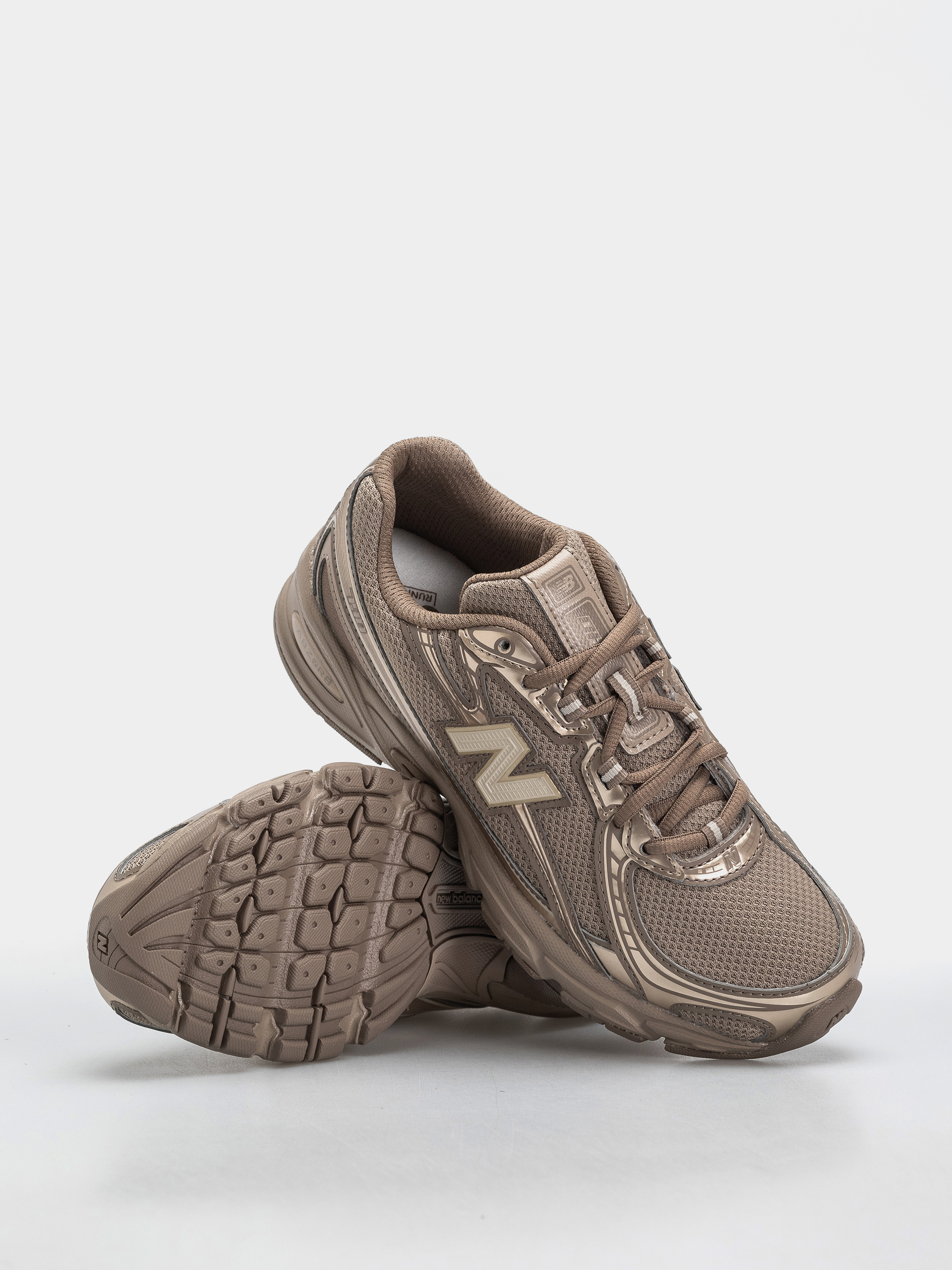 Pantofi New Balance 740 (mushroom/timberwolf)