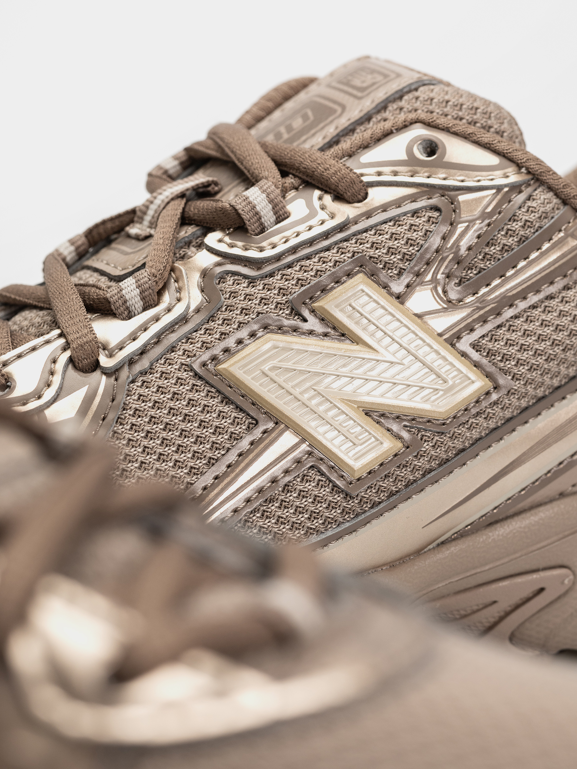 Pantofi New Balance 740 (mushroom/timberwolf)
