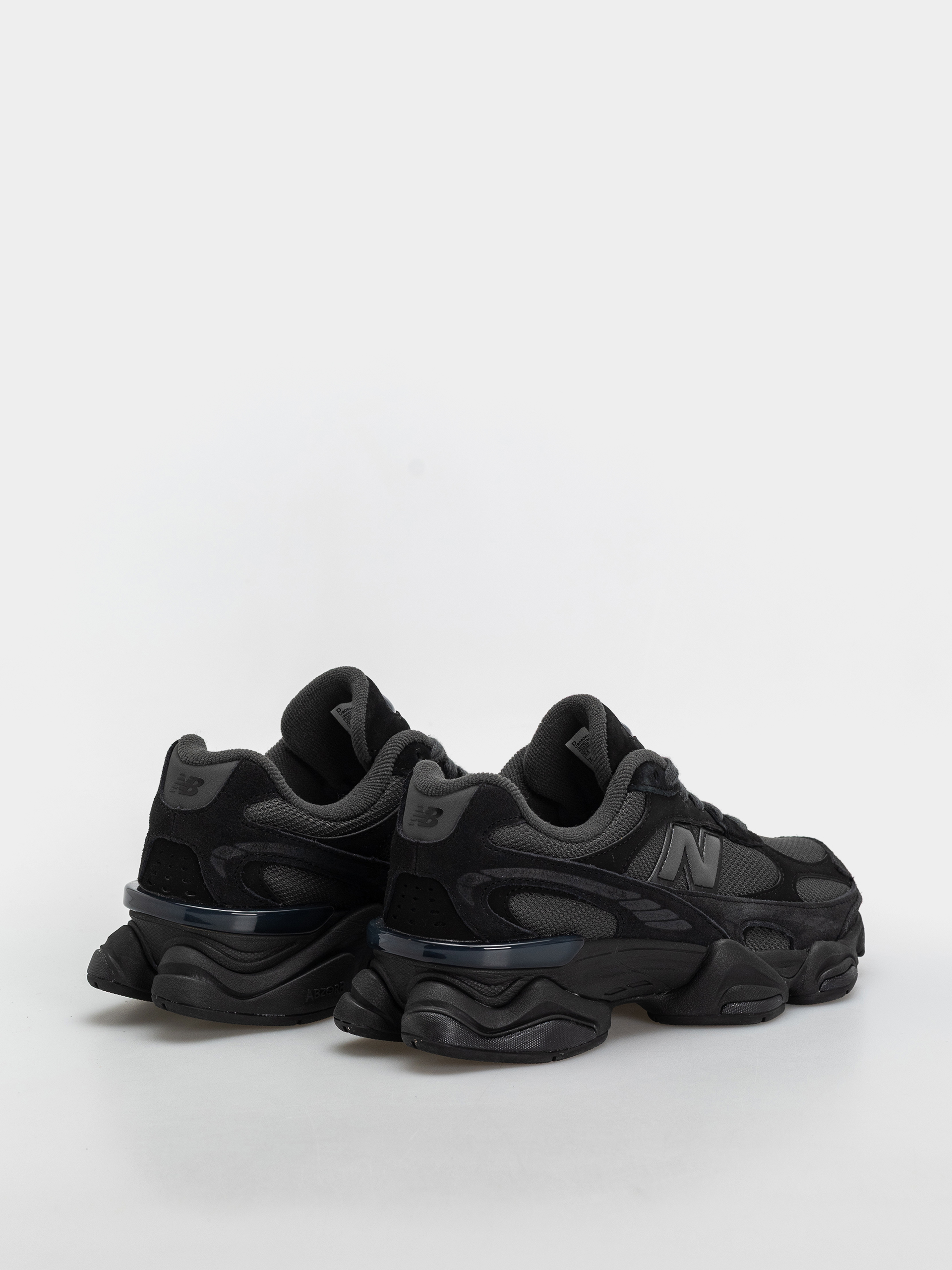 Pantofi New Balance 9060 (black/blacktop)