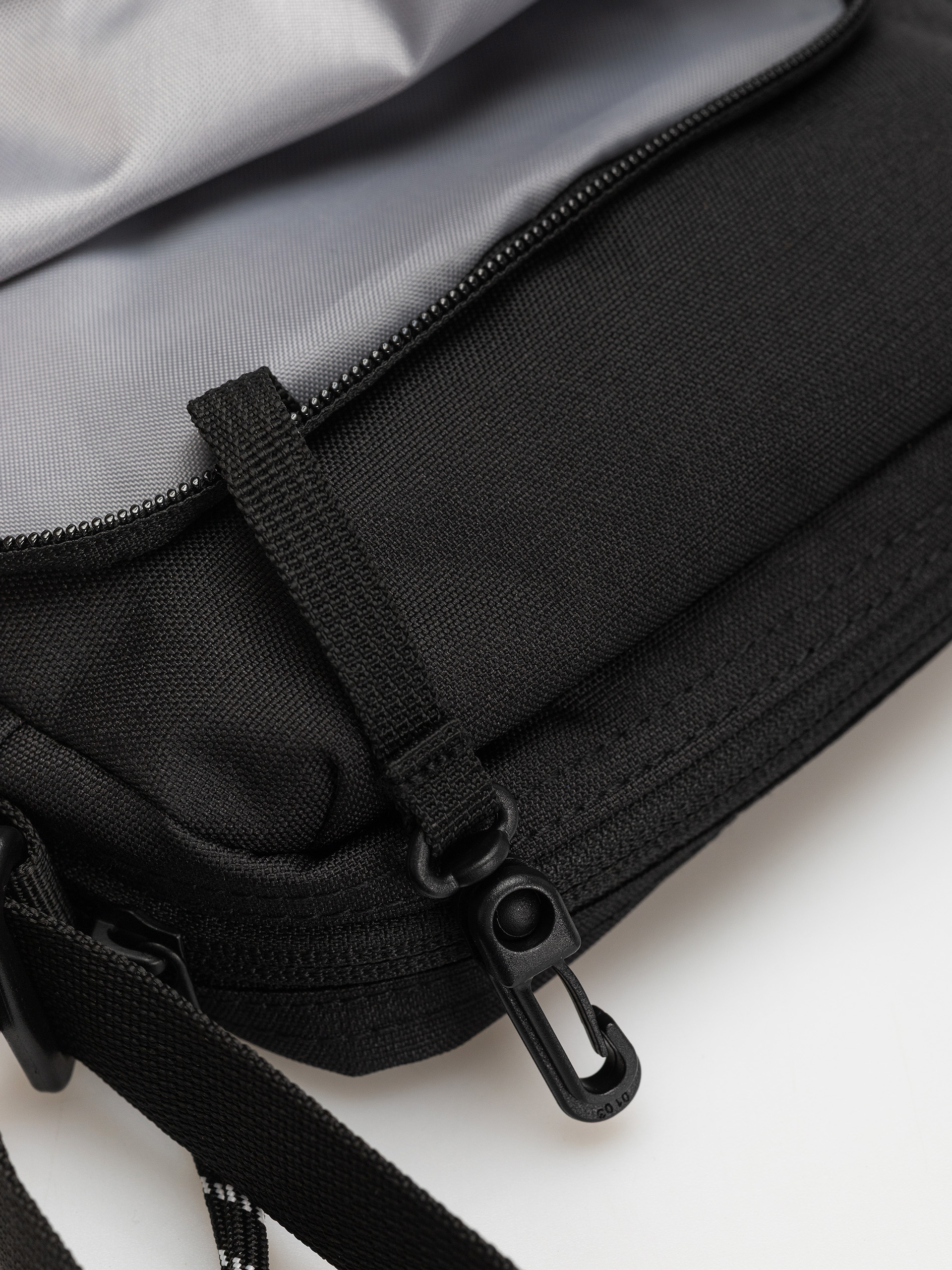 Borsetă de brâu Eastpak Mini Pro (cs black pro)