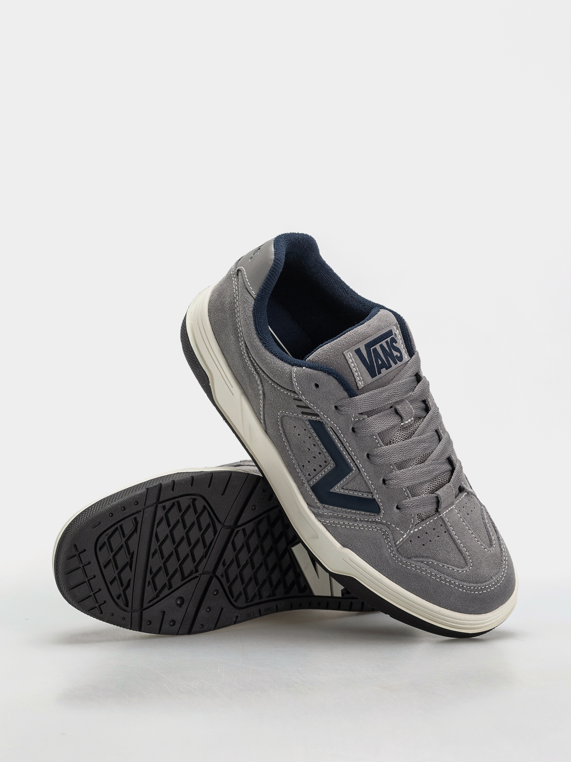 Pantofi Vans Upland (gray/navy)