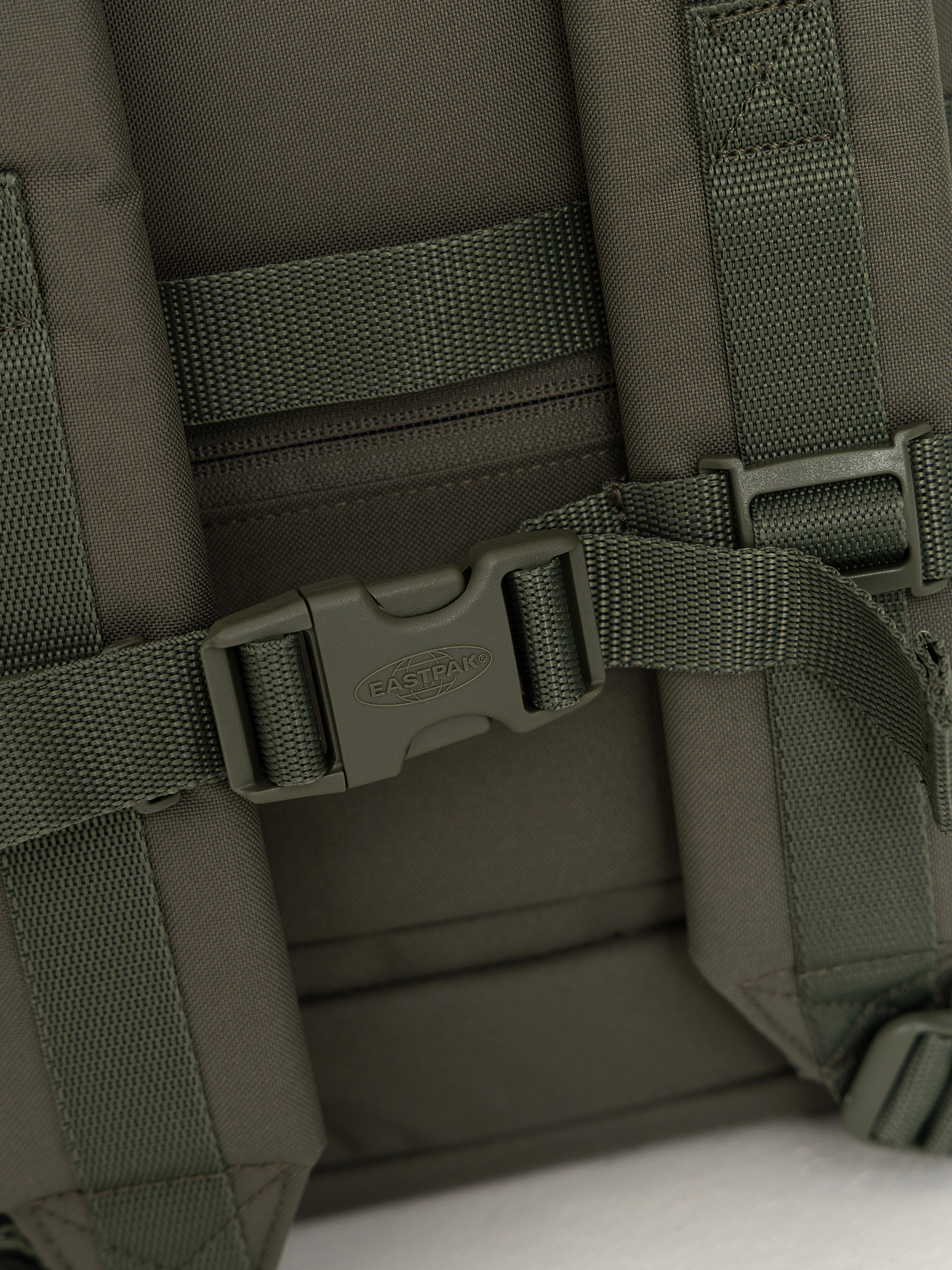 Rucsac Eastpak Everyday Pak'R (monotone khaki)