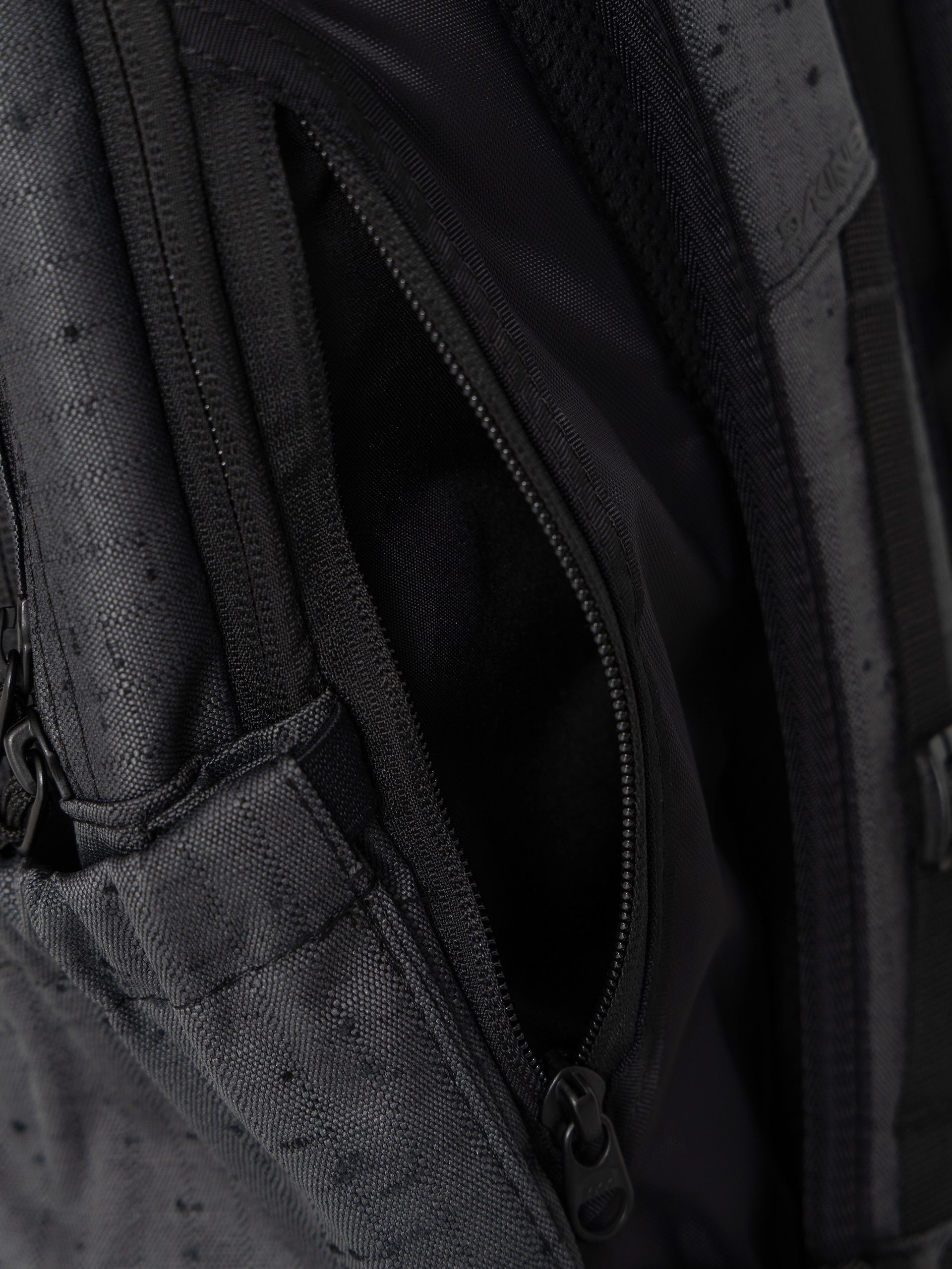 Rucsac Dakine Campus 20 Year Anniversary 28L (black)